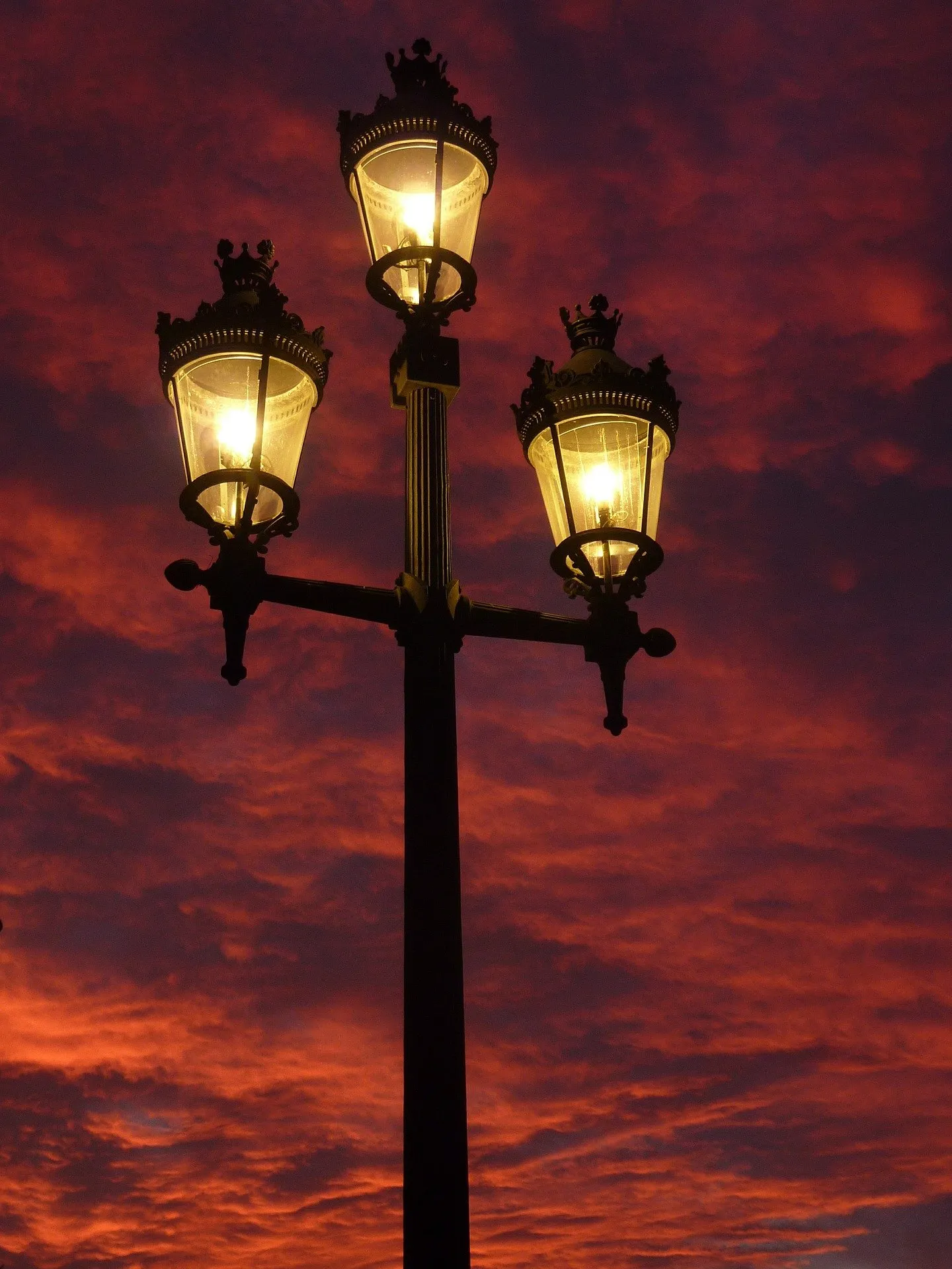 street lamp 392095 1920