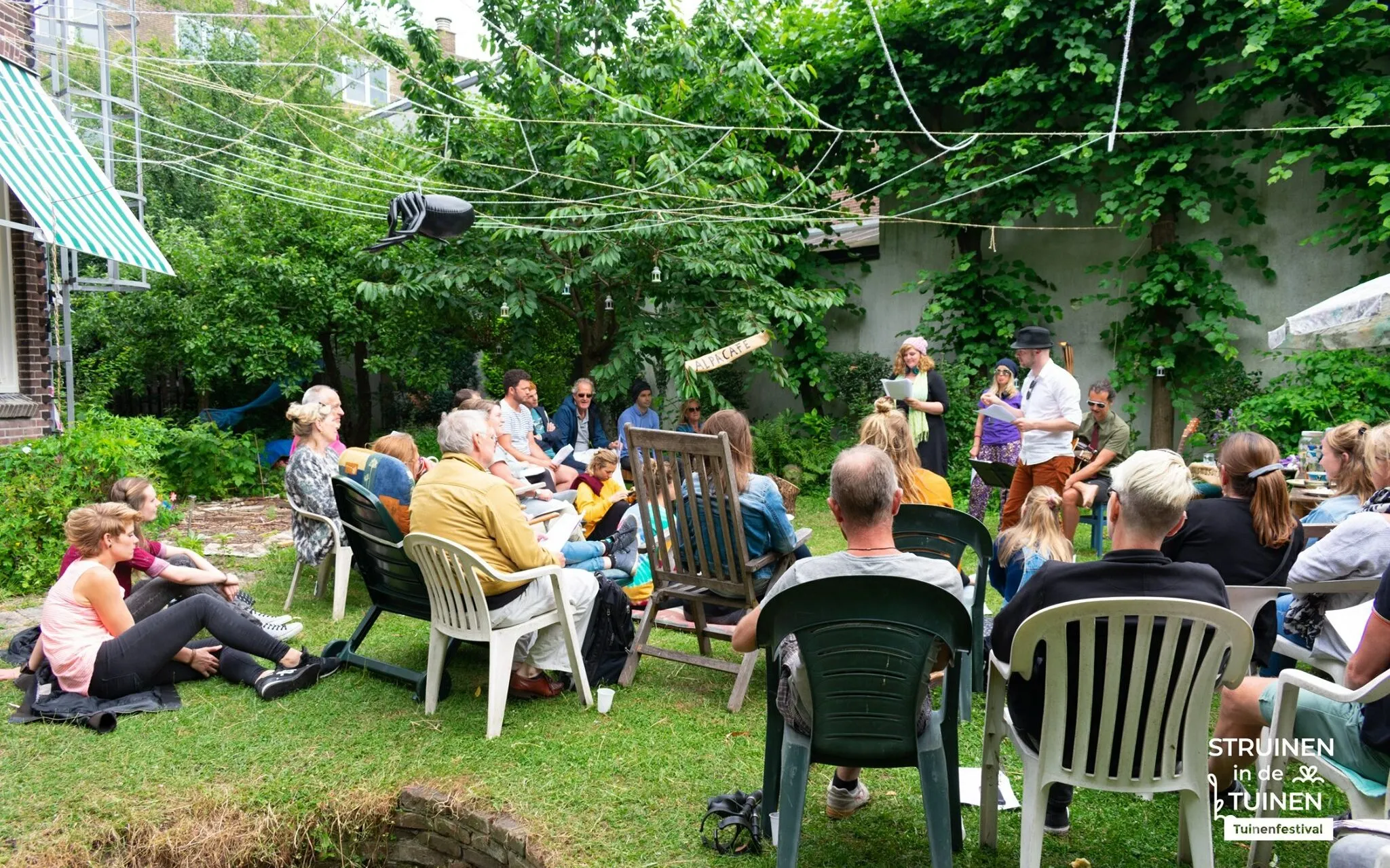 struinen in de tuinen