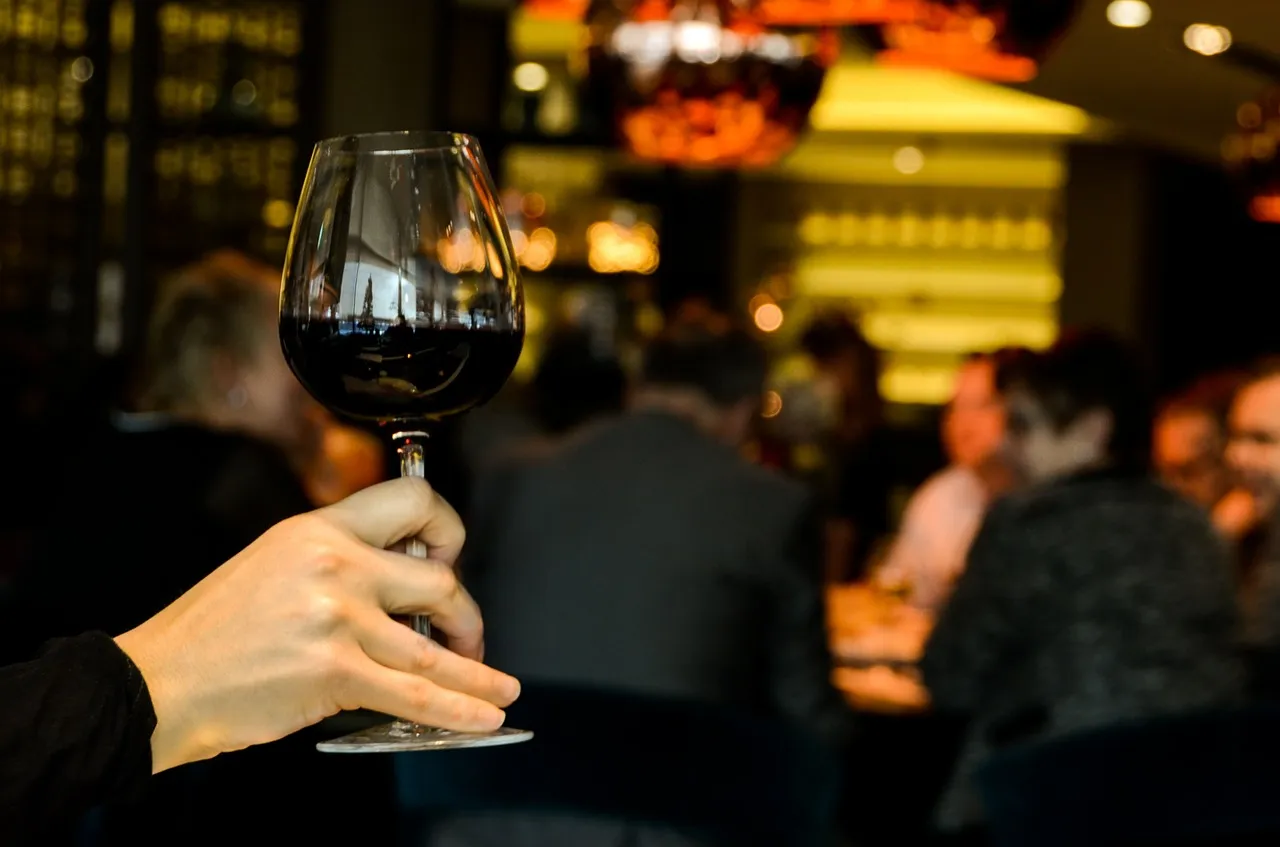 wine 622116 1280
