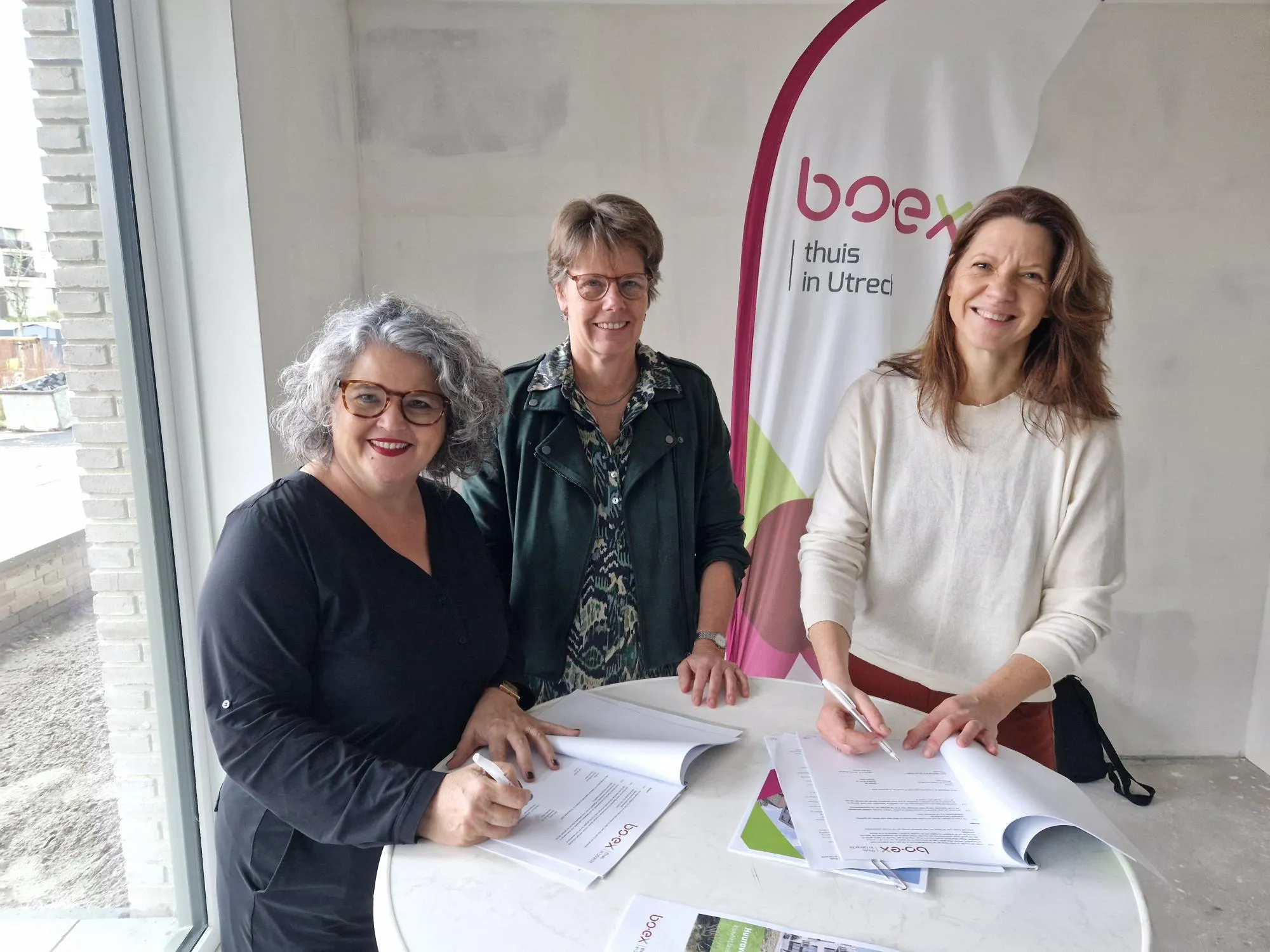 ondertekening moviera en tussenvoorziening