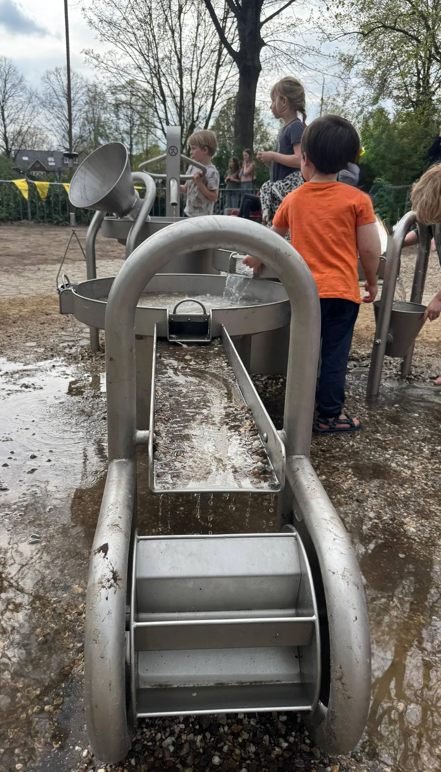 Regenwaterspeeltuin Lombok