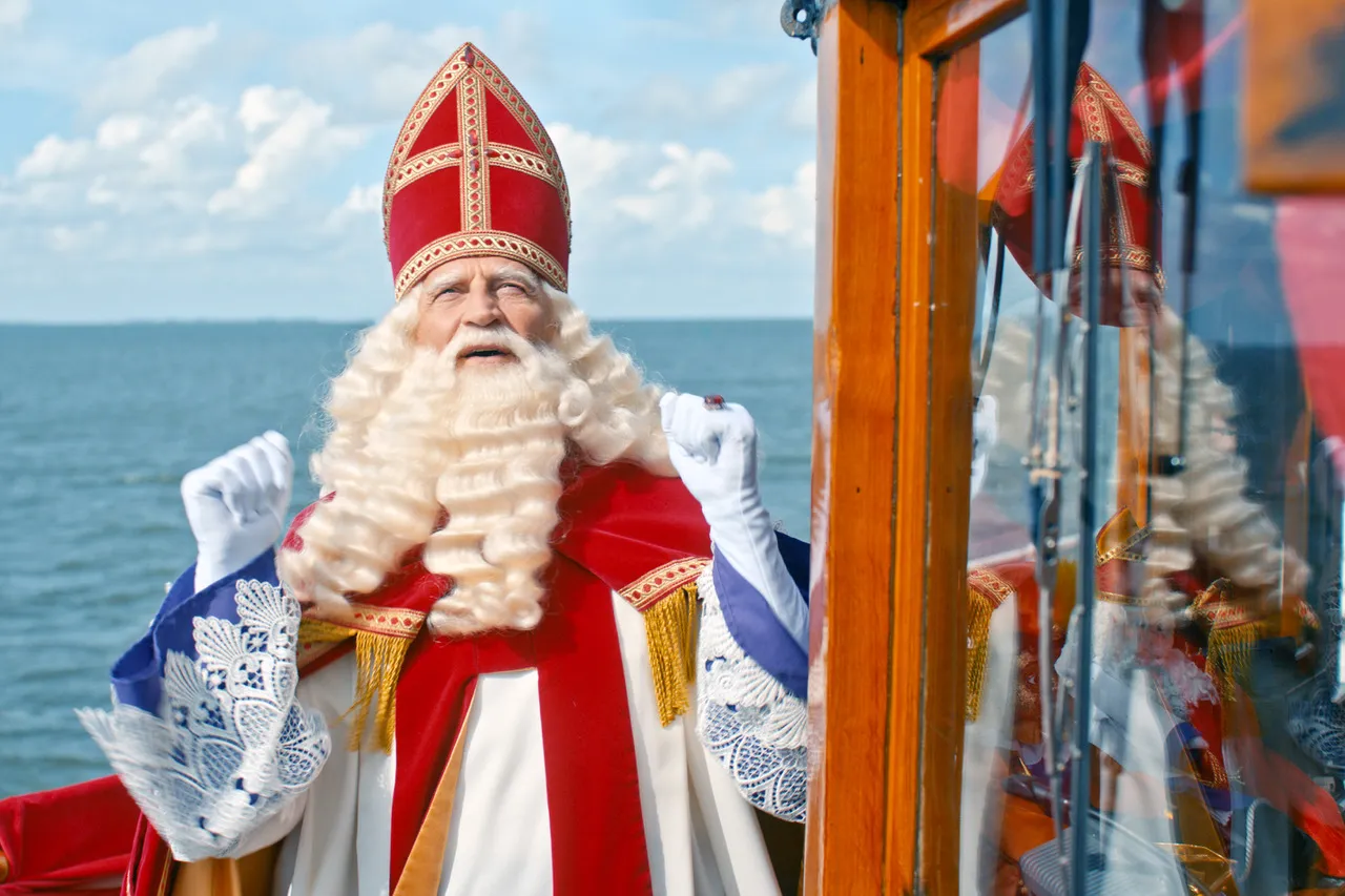 de club van sinterklaas film de gestrande stoomboot st 10 jpg sd high