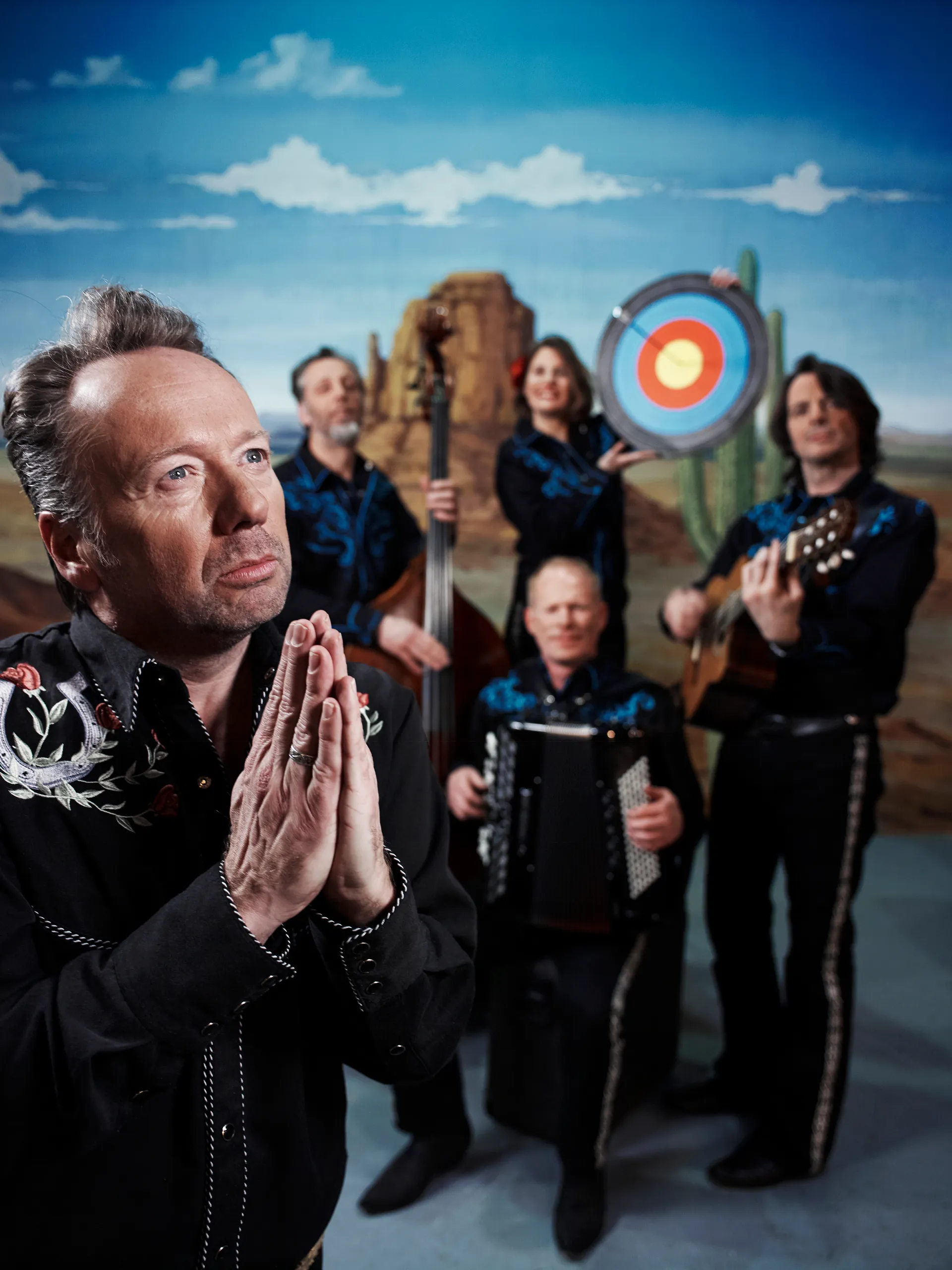 kik favoriete foto joris linssen caramba raak corbino staand