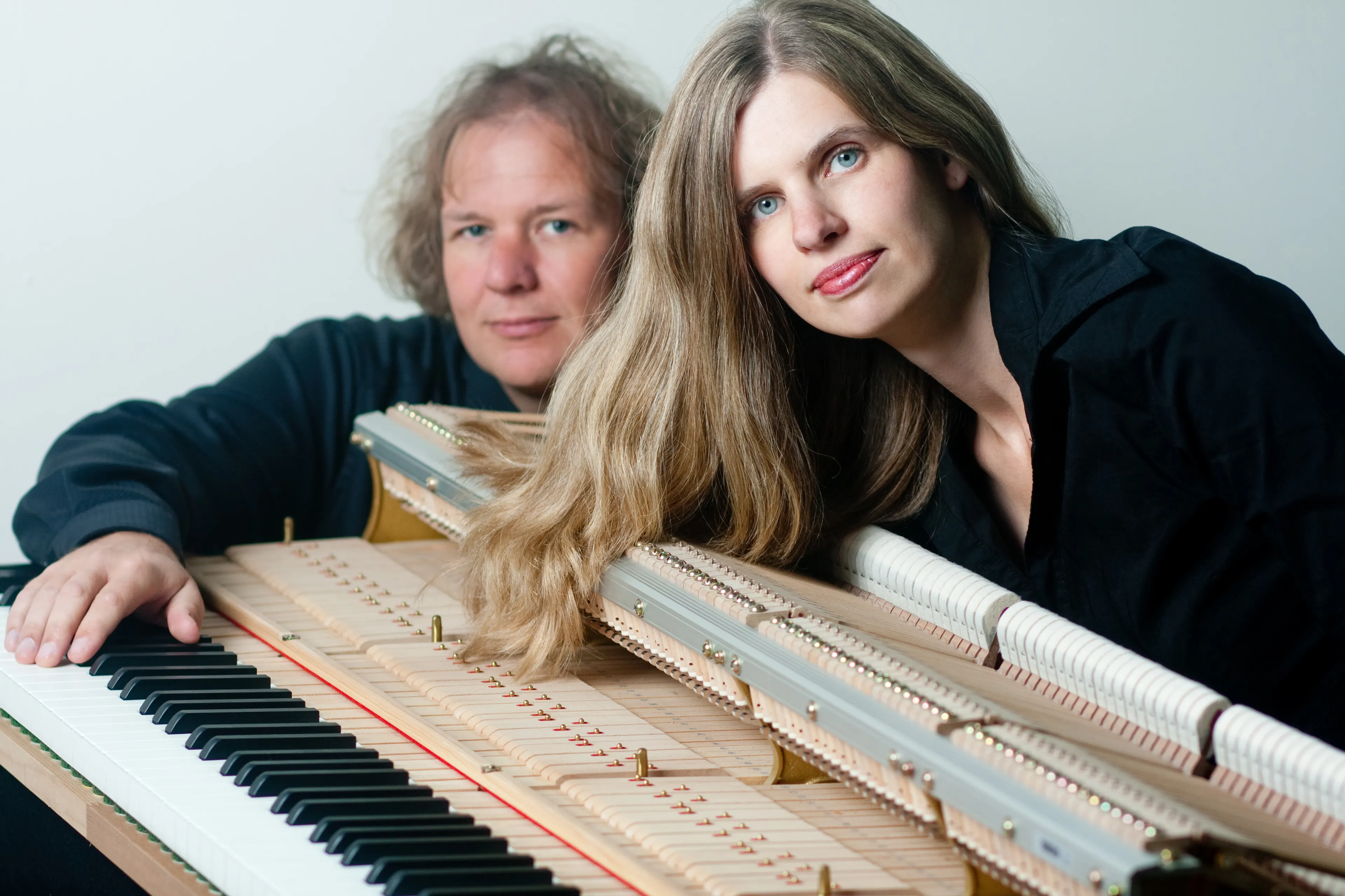 kik sandra jeroen van veen canto ostinato in memoriam simeon ten holt janey van ierland liggend