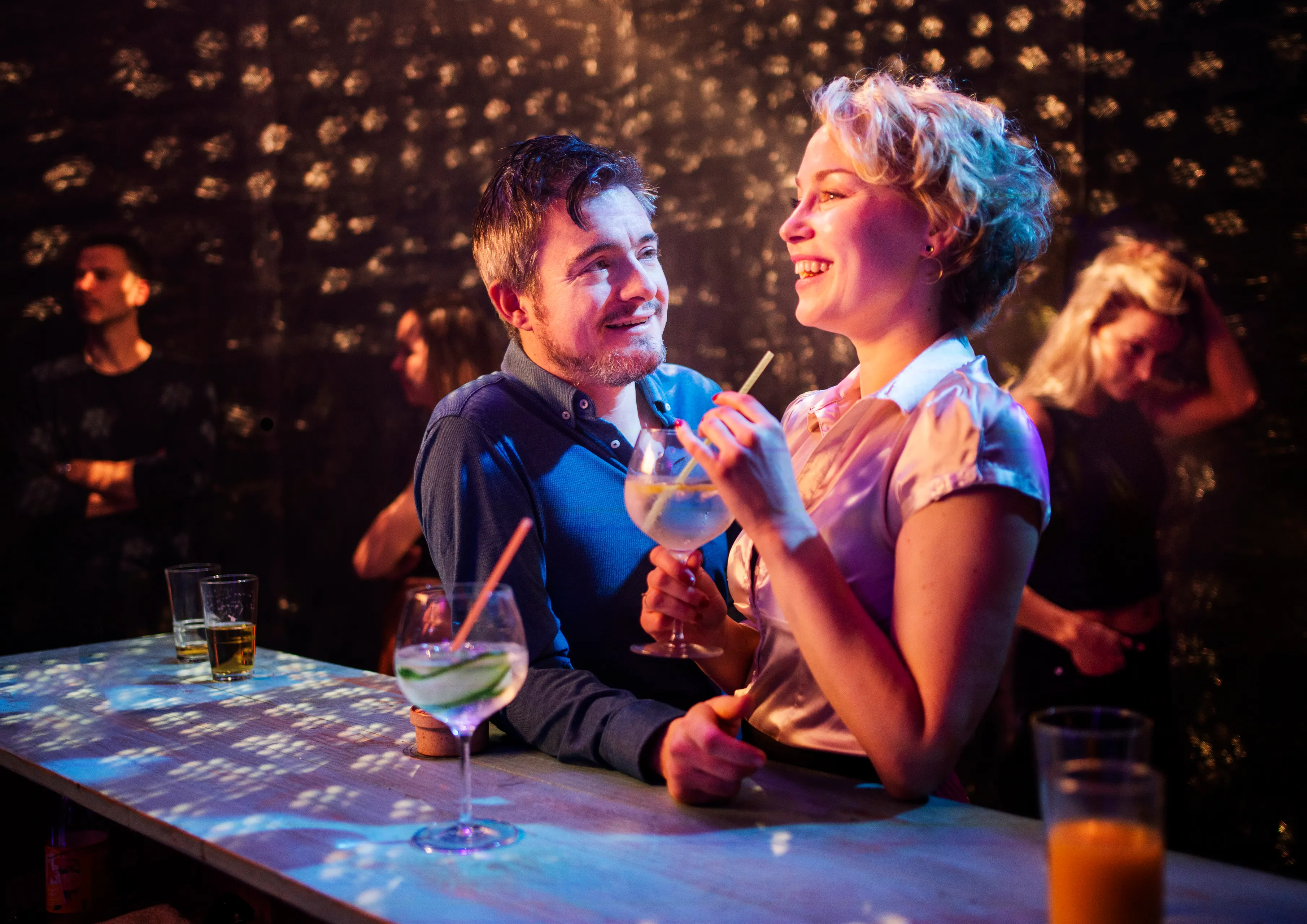 komt een vrouw bij de dokter korthals stuurman theaterproducties foto piek liggend