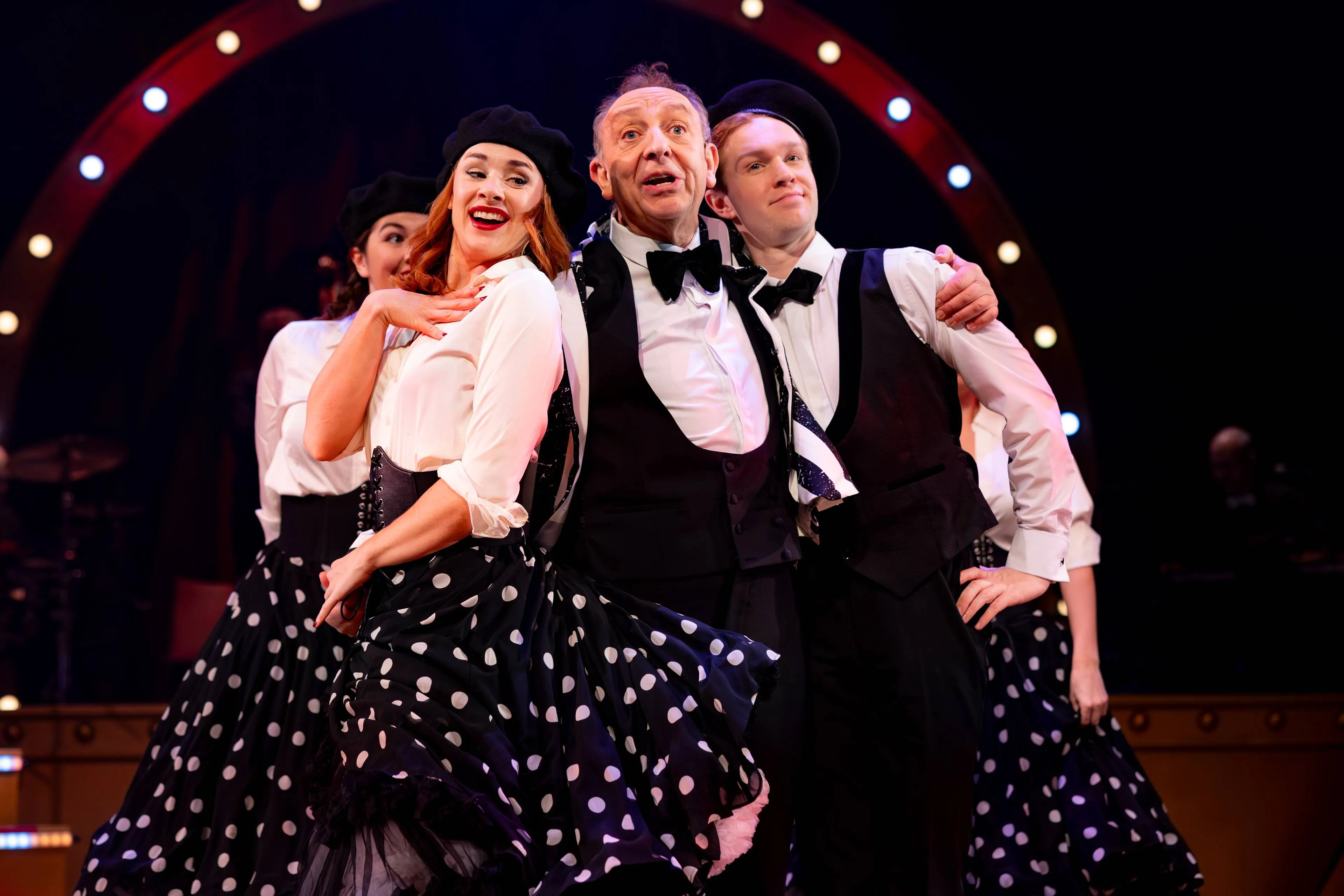 AV Fotoreportages_Ons Pap wil bij de Revue_6