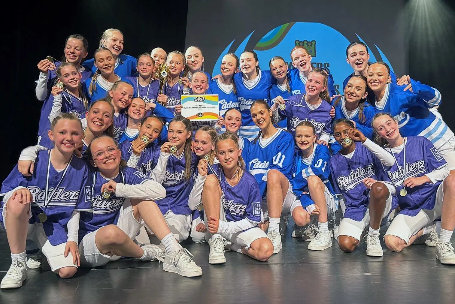 c raiderz en cddemo zijn kampioen