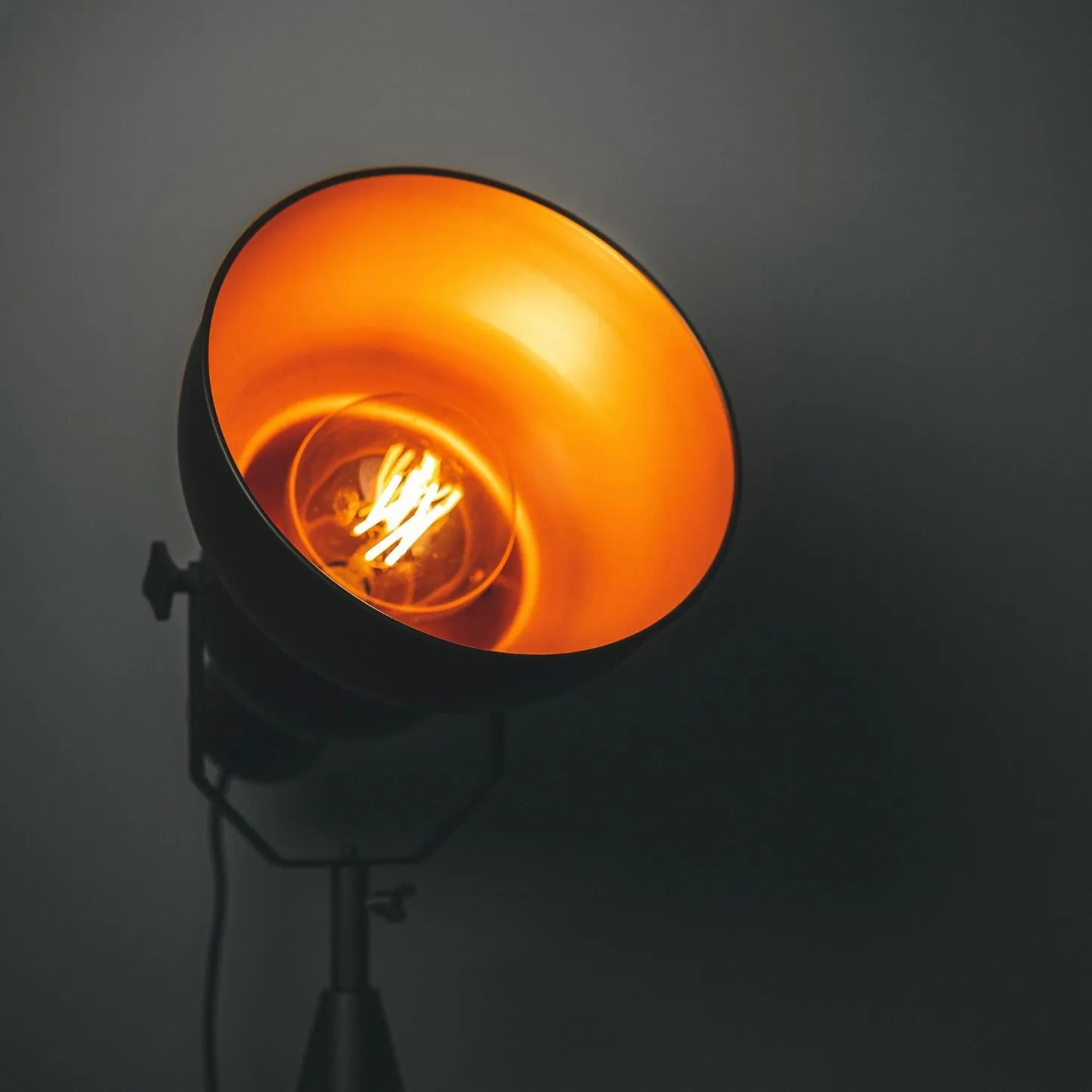 ledlamp mason summers unsplash