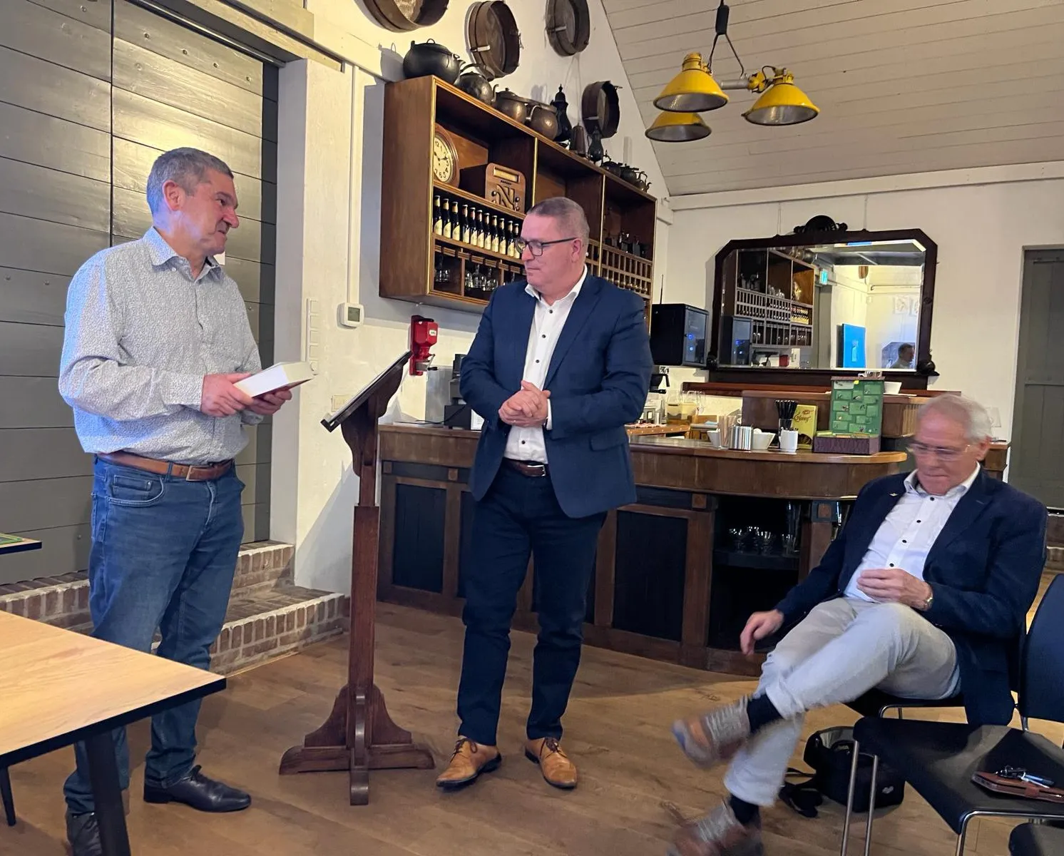 leon algra presenteert boek
