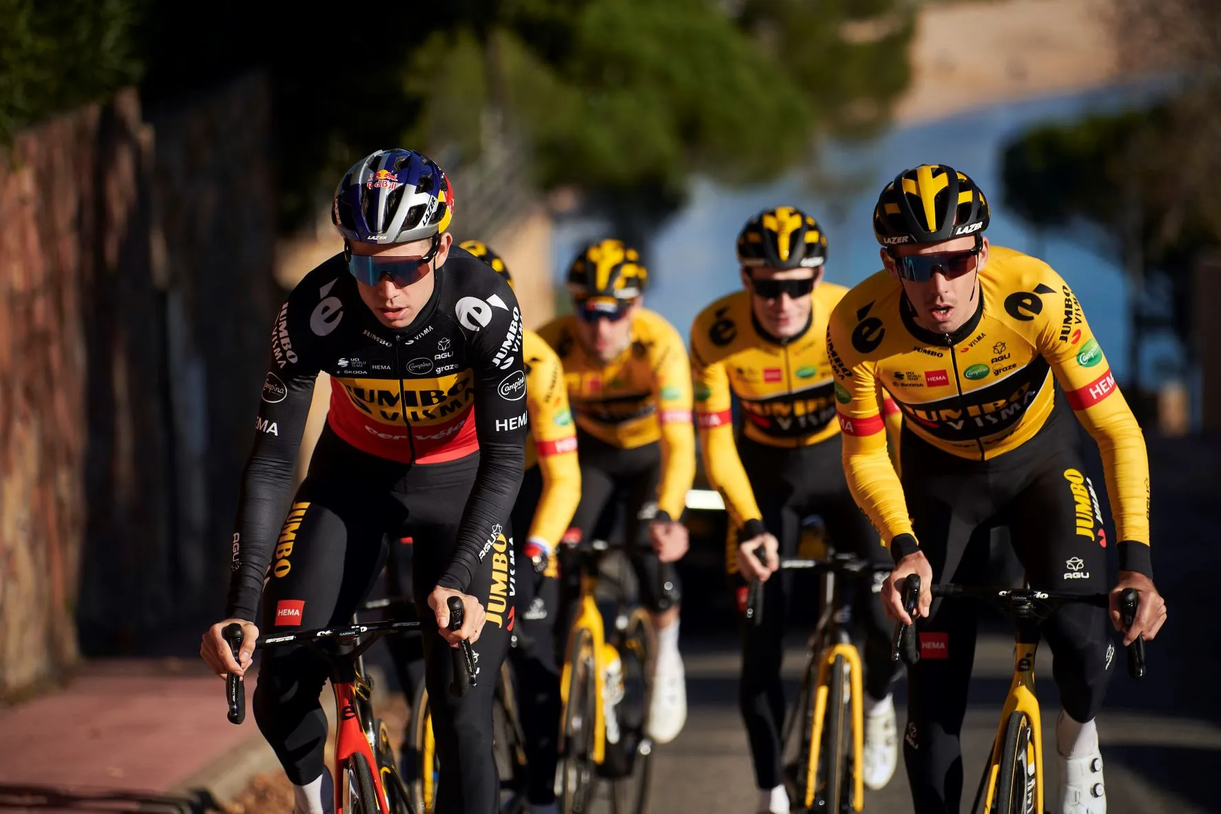 team jumbo visma ready2race foto bram berkien