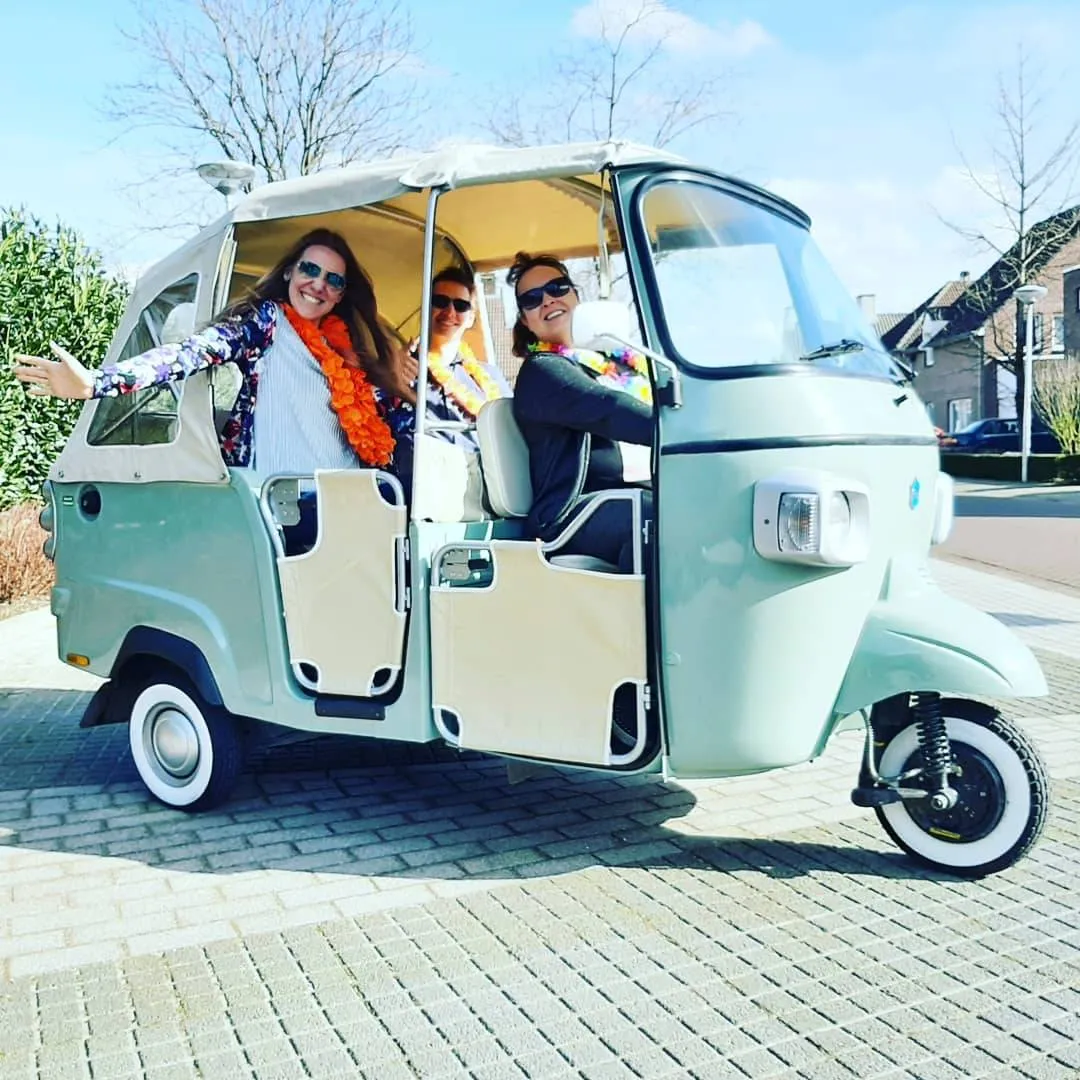 tuktuk in het slot