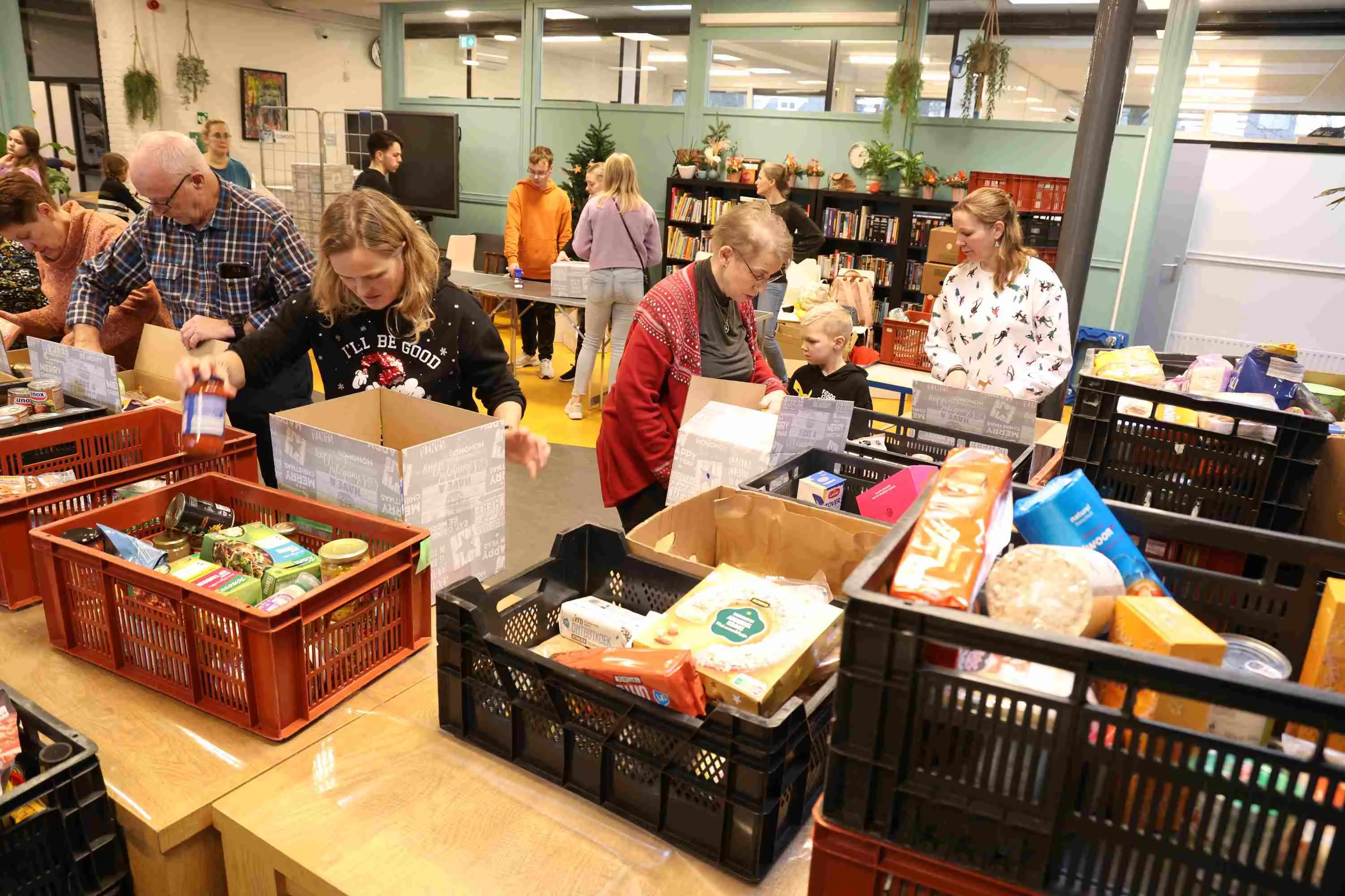 kerstpakket voedselbank 2024 03