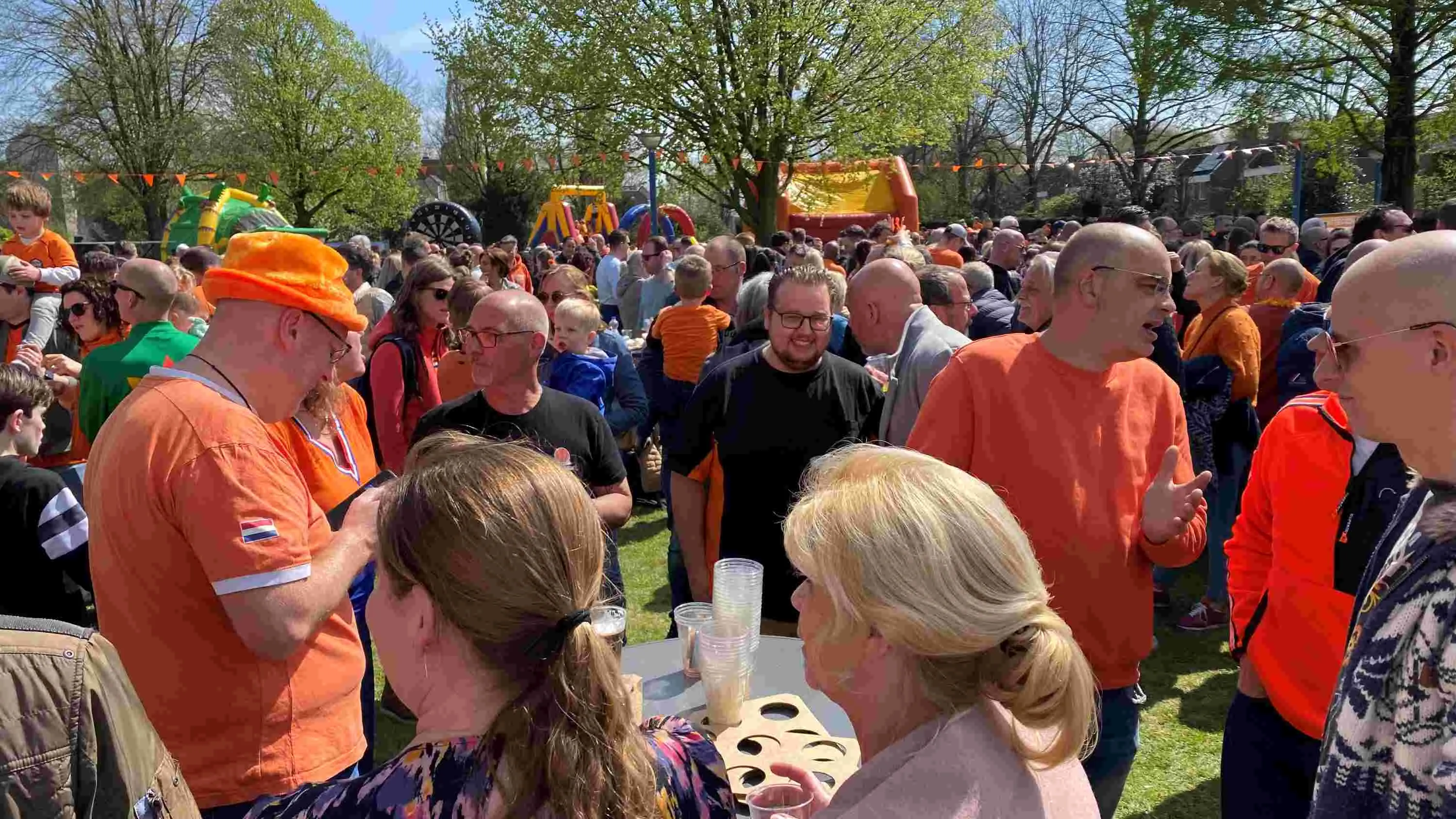 oranjemarkt publiek