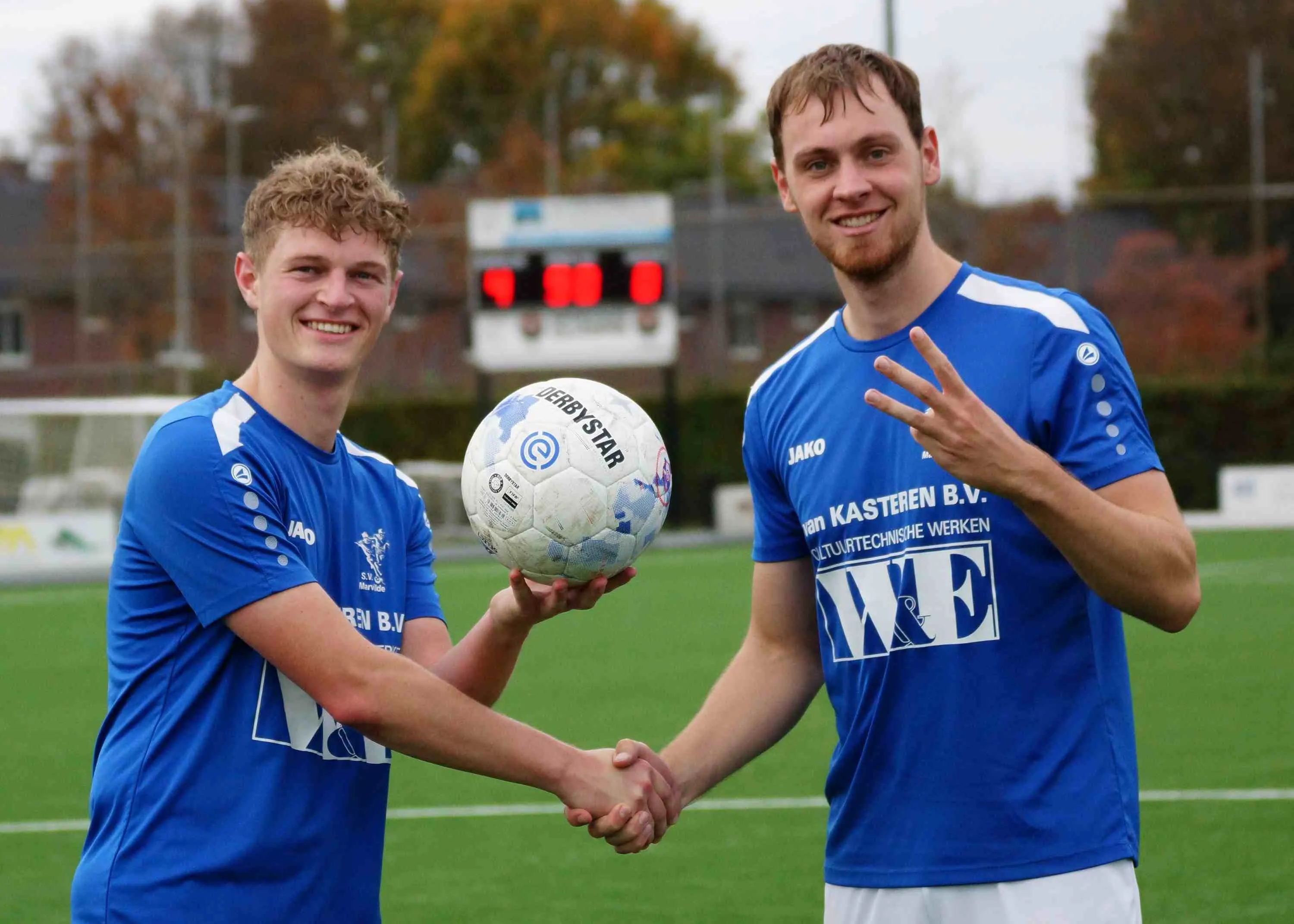 Sander Megens 2x hattrick Marvilde