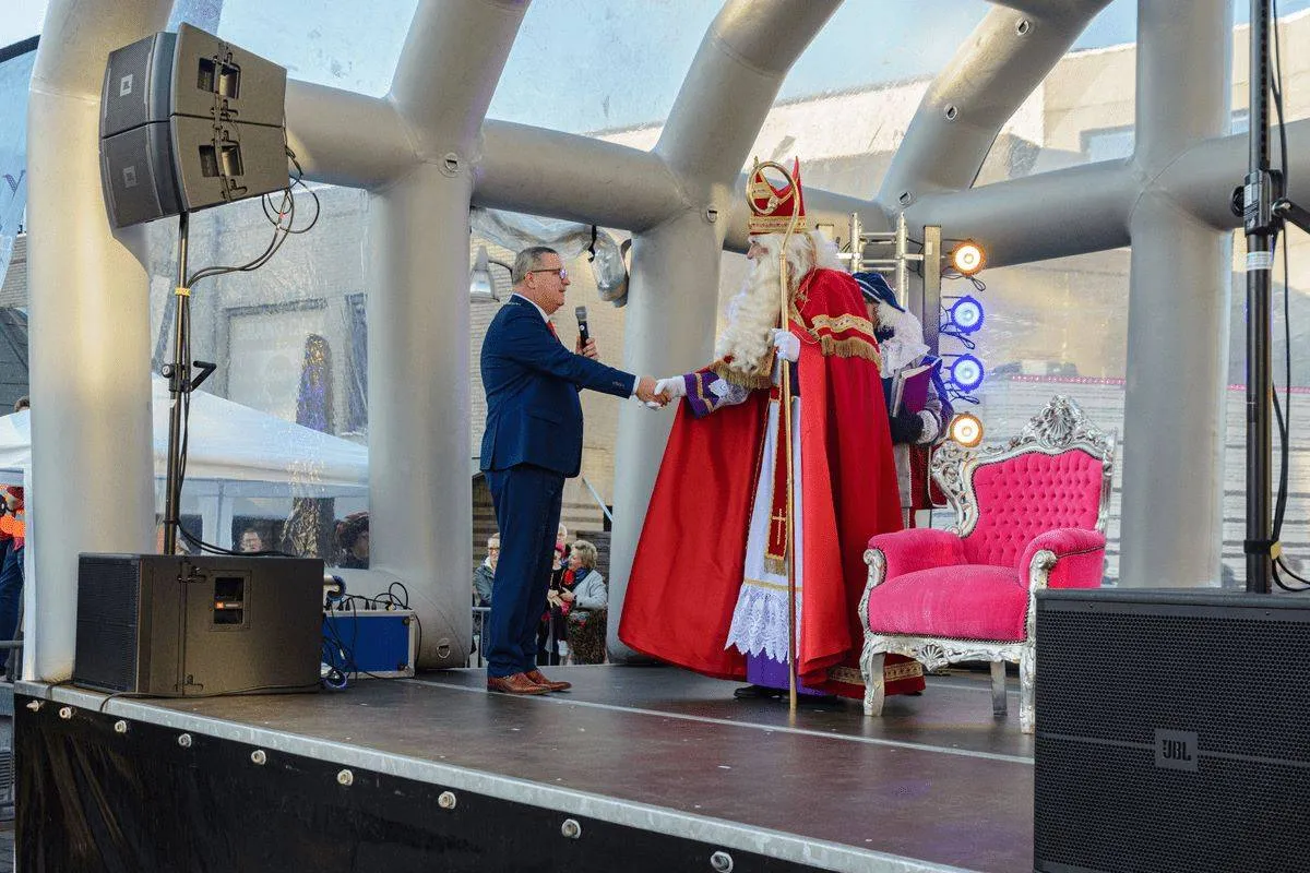 Intocht Sint met burgemeester Marcel Delhez