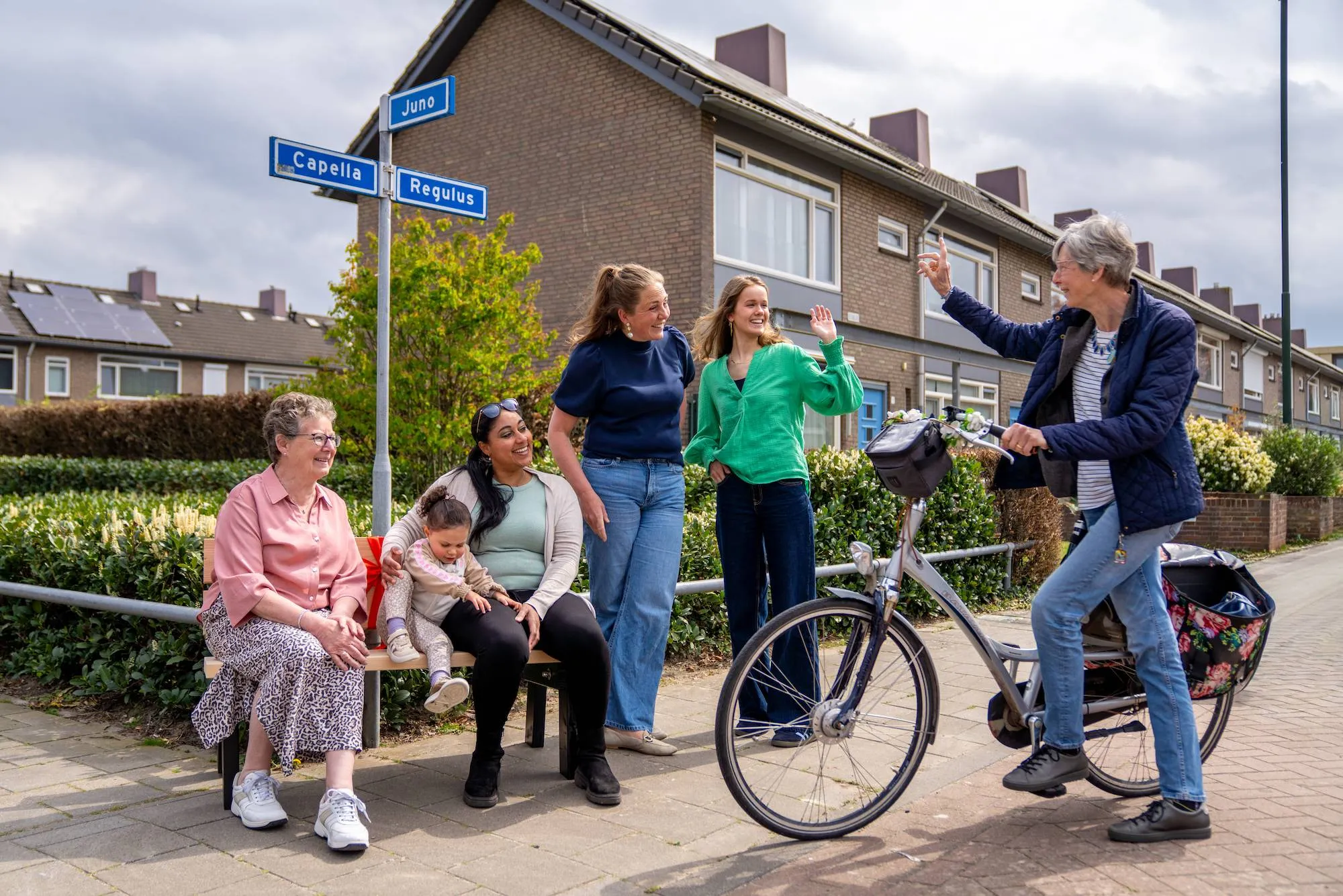De-Buurt---ASML_50ste_Buurtbankje_VDH_April2026-156-LR-