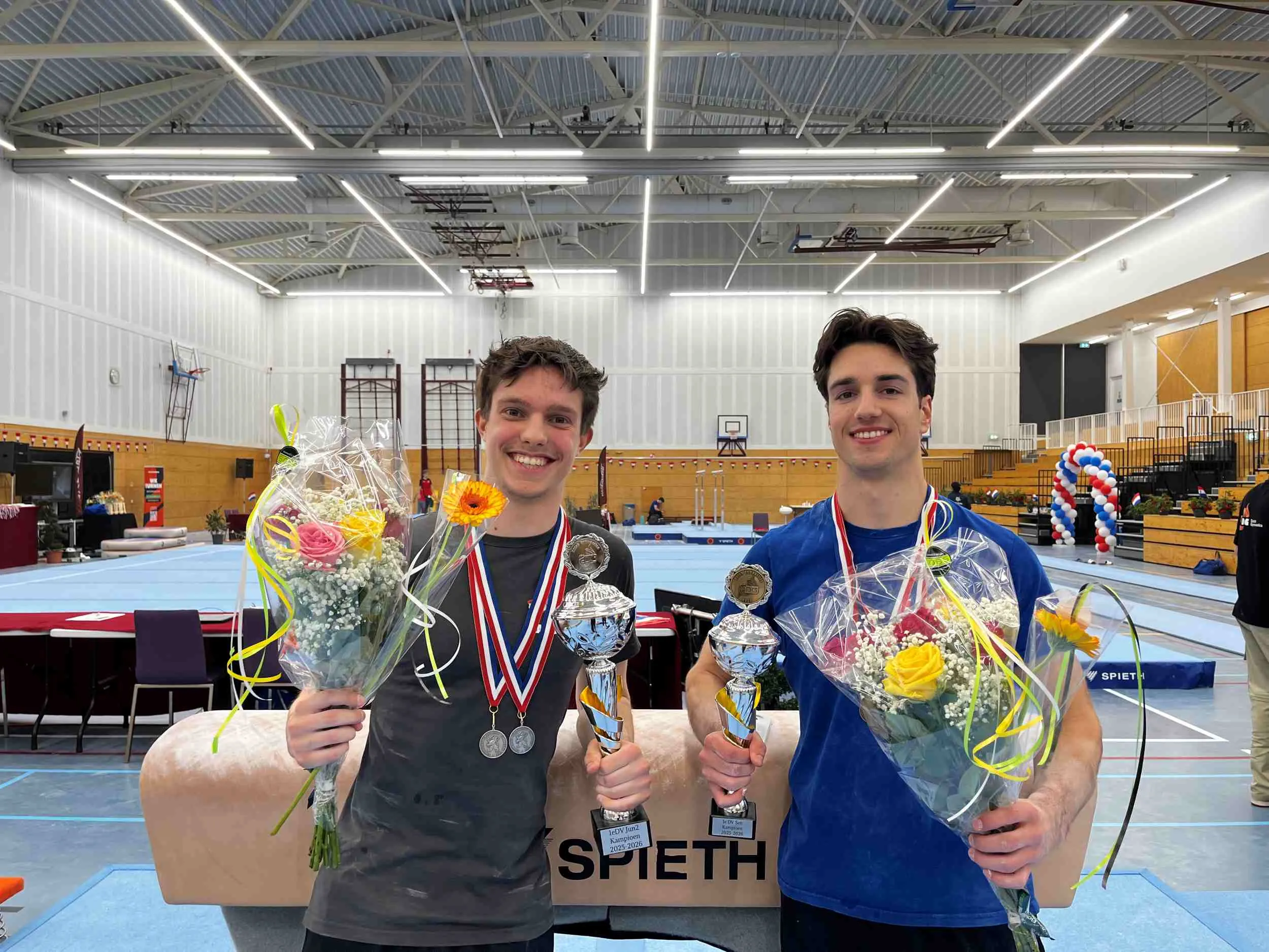 Voorwaarts-19042026-01