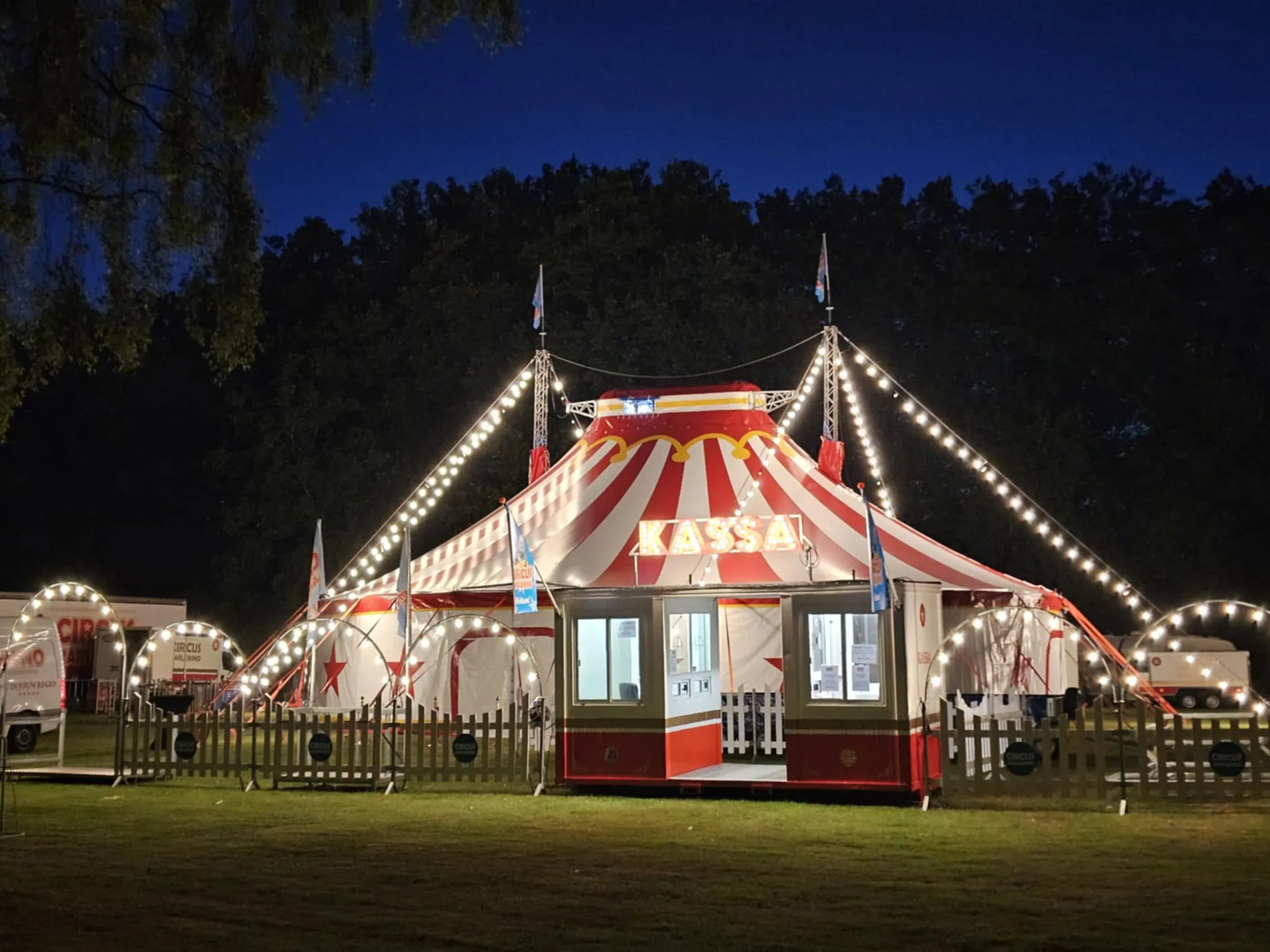 Circus Harlekino tent