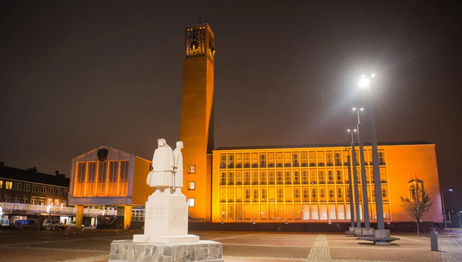 127287110 3425537707545471 103026915603427355 o 915x518 1