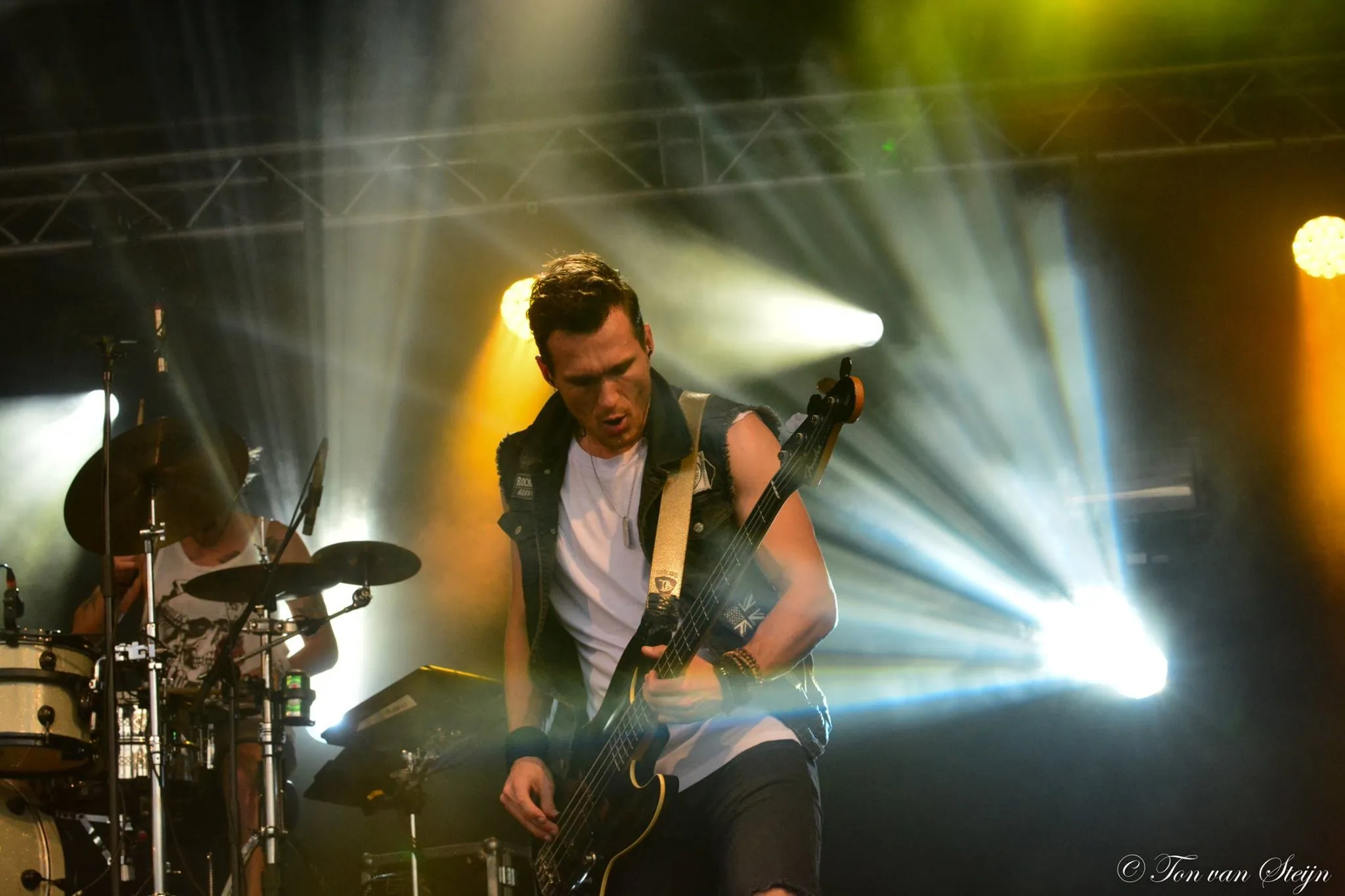 37397795 1708916722540920 7583927752332410880 o