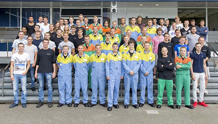 groepsfoto augustus 2016 tata banner