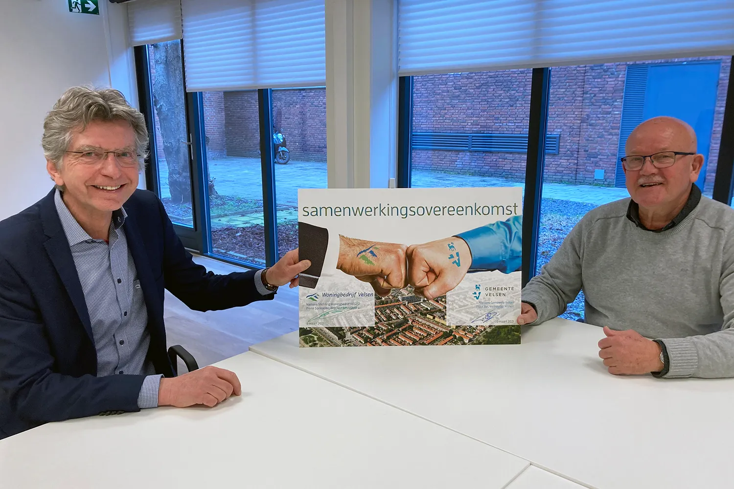 ondertekening samenwerkingsovereenkomst gemeente velsen en woningbedrijf velsen