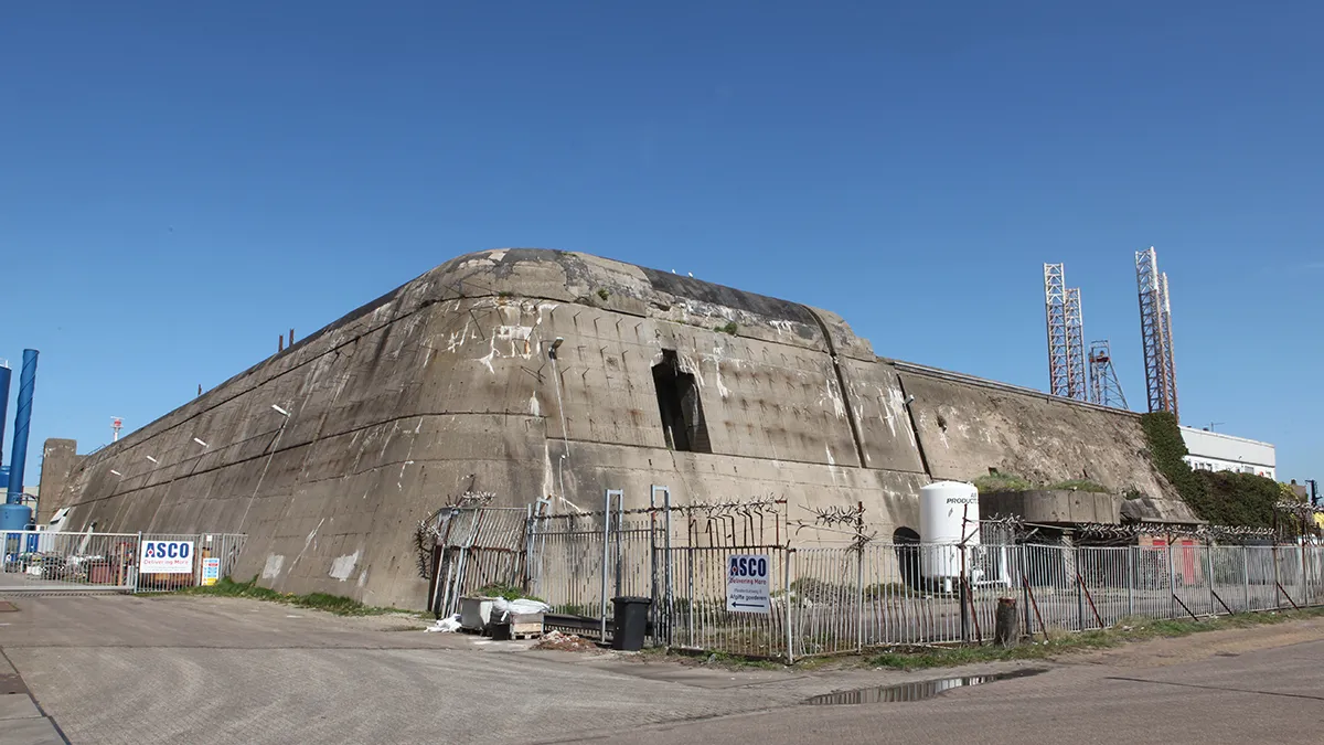 s boat bunker ijmuiden 7318922876 wiki