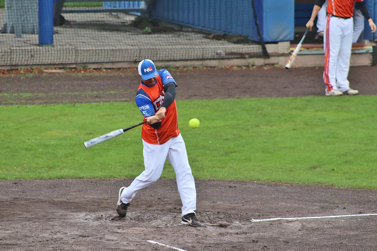 slowpitchtoernooi bij rooswijk