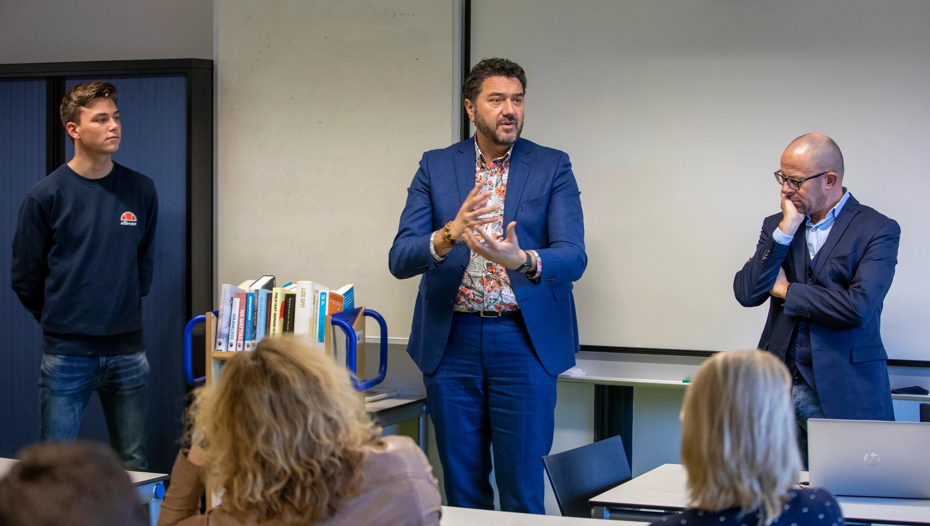 wethouder opent nova leest