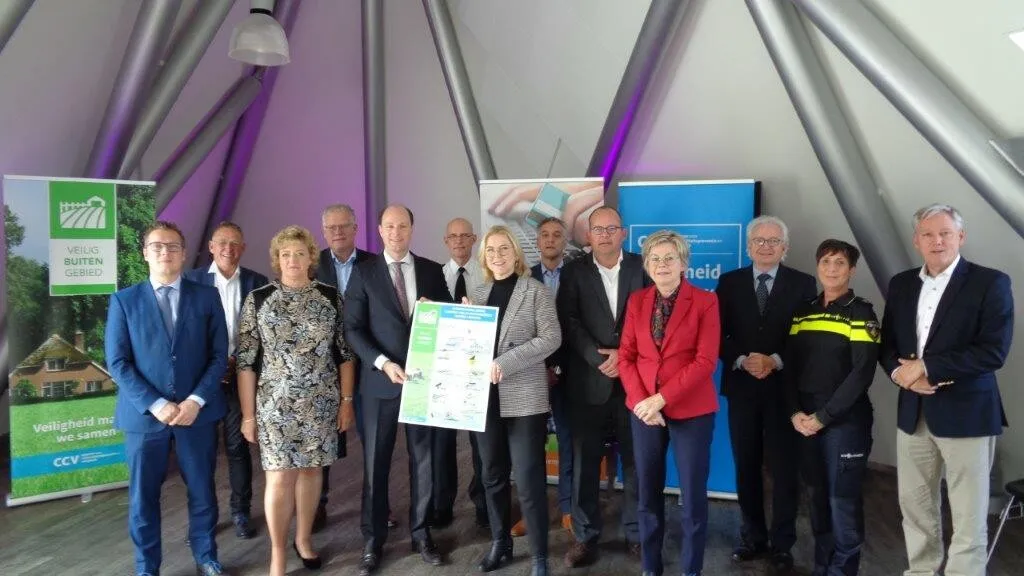 1429 ondertekening intentieverklaring kvo b