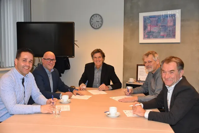 eerste schoolbesturen verbinden zich aan risk factory