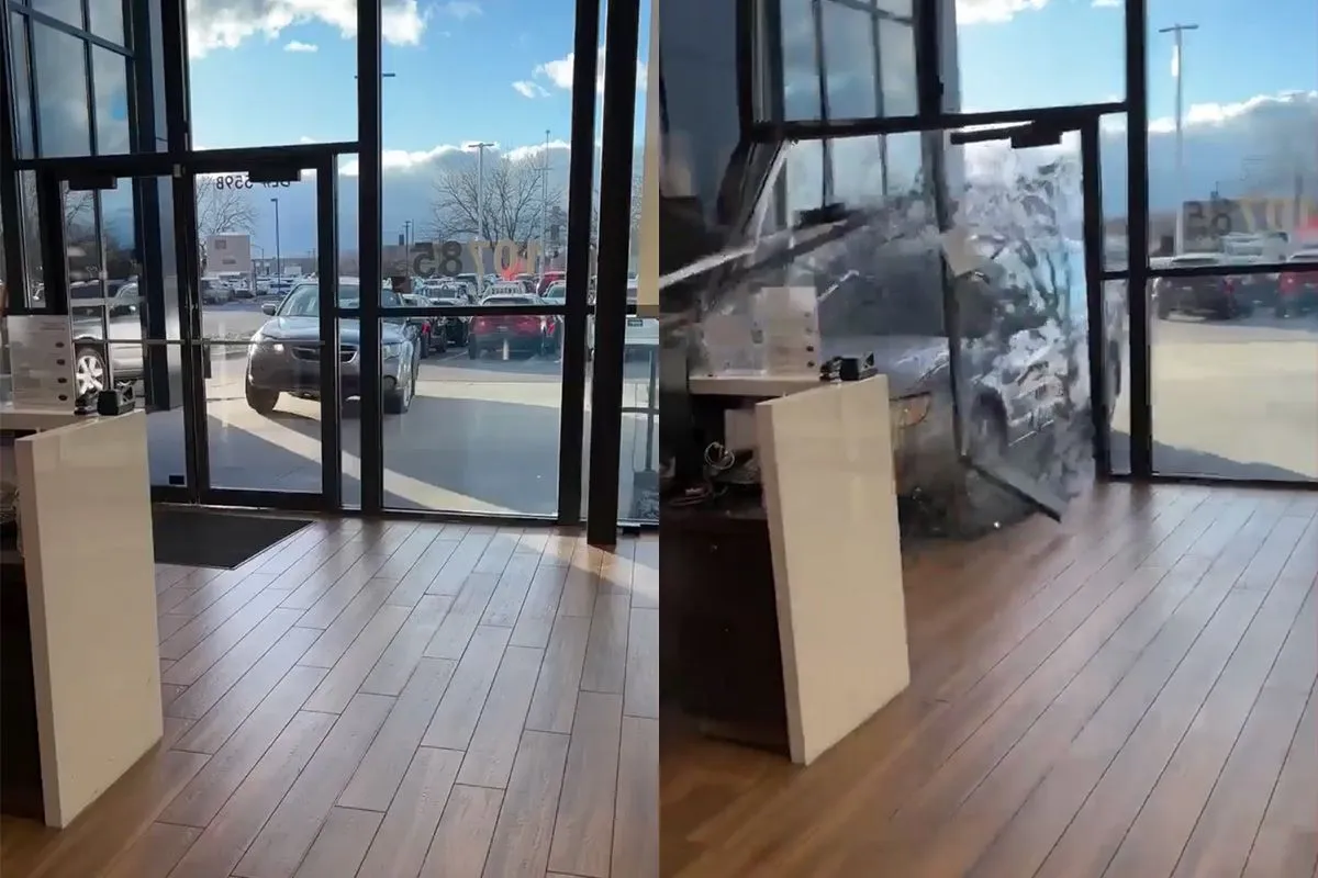 thumb vk boze klant komt er niet uit met autodealer en ramt pui eruit met auto