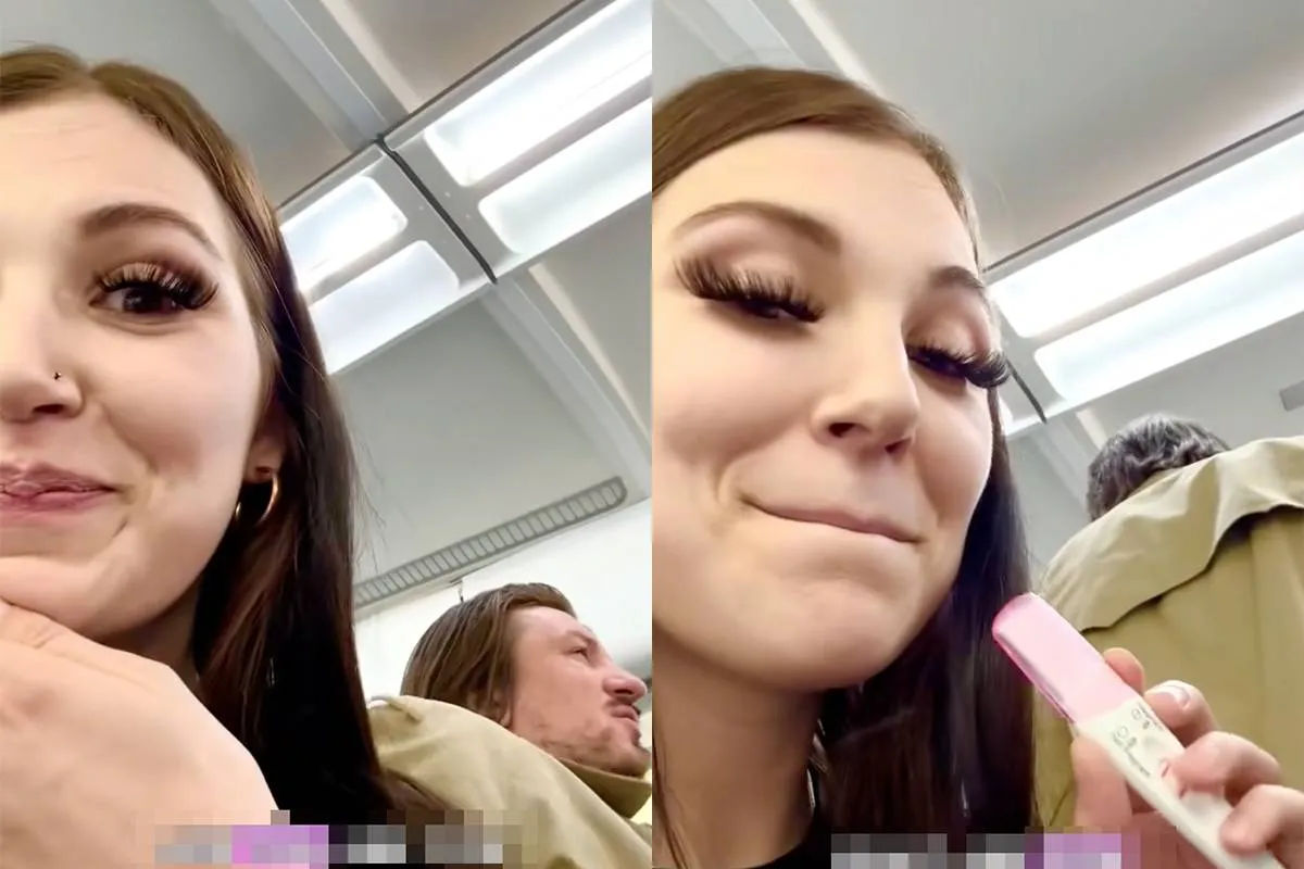 thumb vk bizarre manier om zwangerschap aan te kondigen in vliegtuig