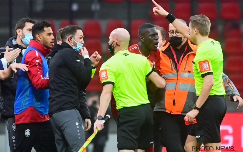 211212antwerpstandard