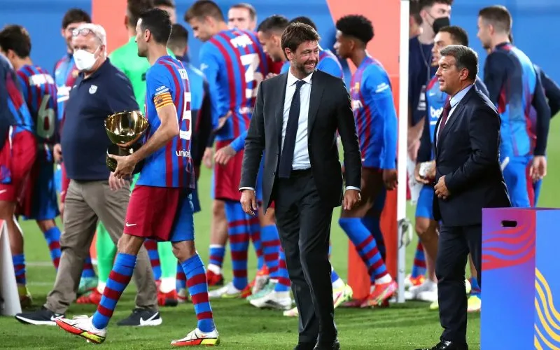 211219barcelonalaporta