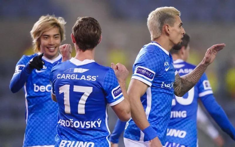 220116krcgenkbeerschot