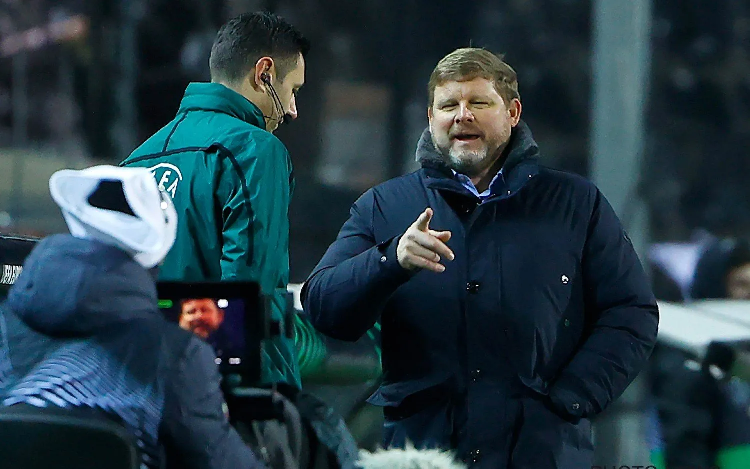 220310vanhaezebrouckpaok