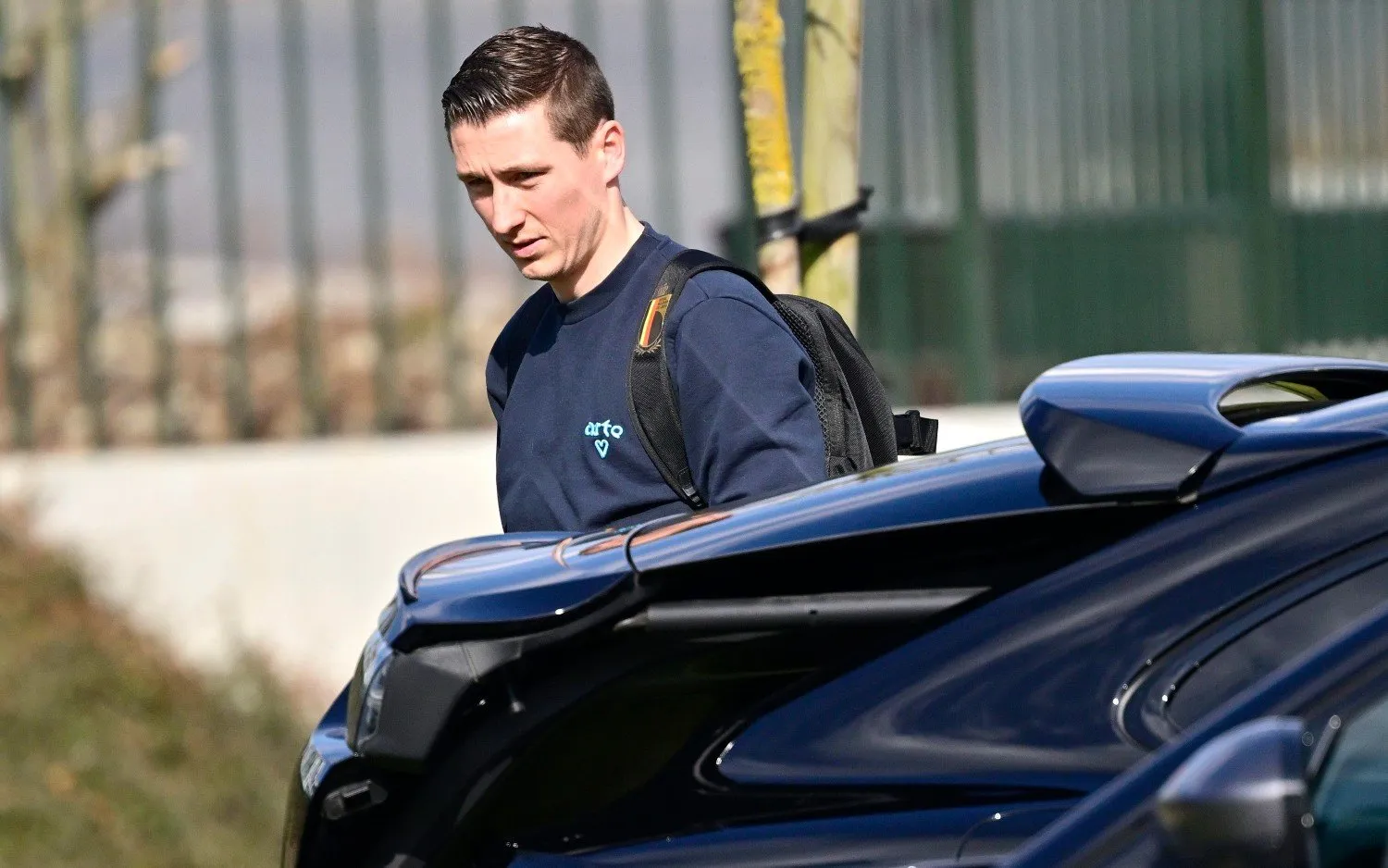 220328hansvanakenauto