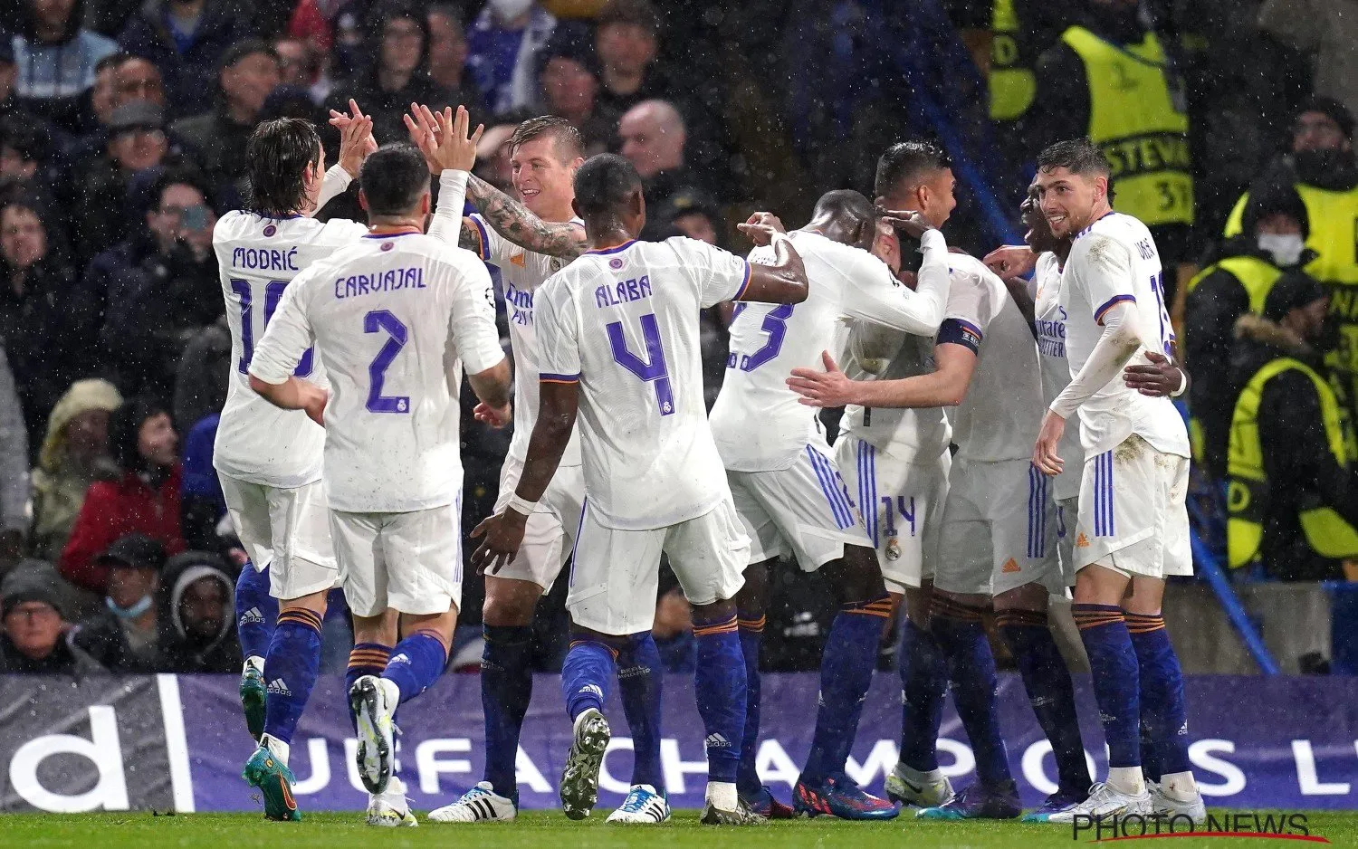 220406realmadridviert