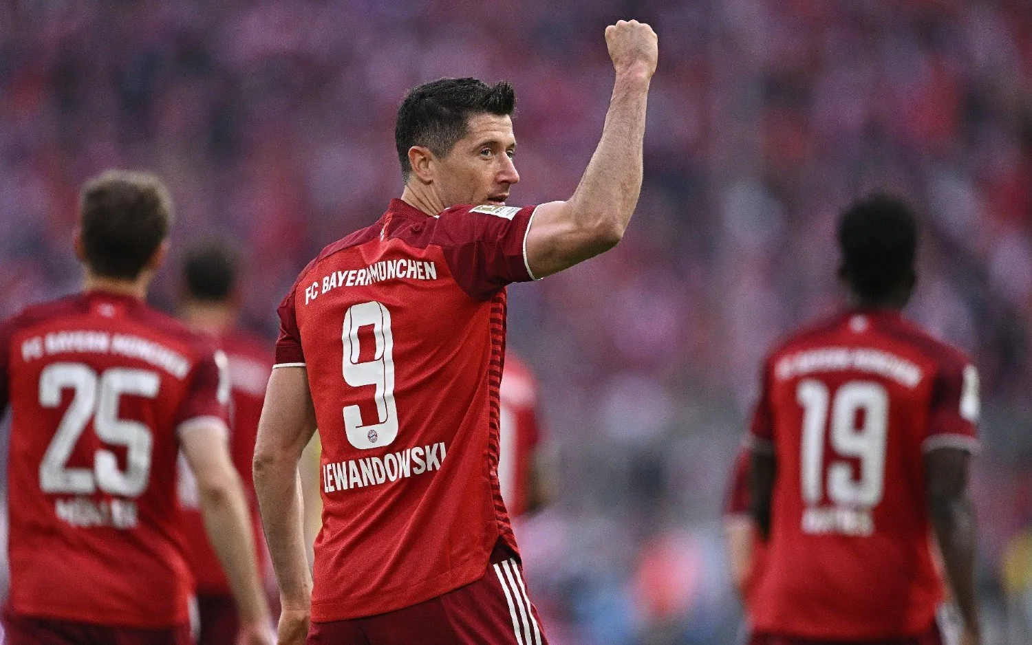 220428robertlewandowski