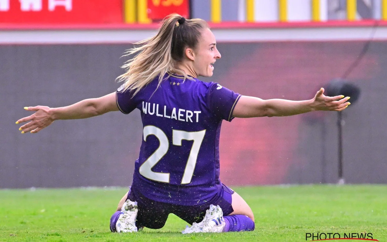 220520tessawullaertviert