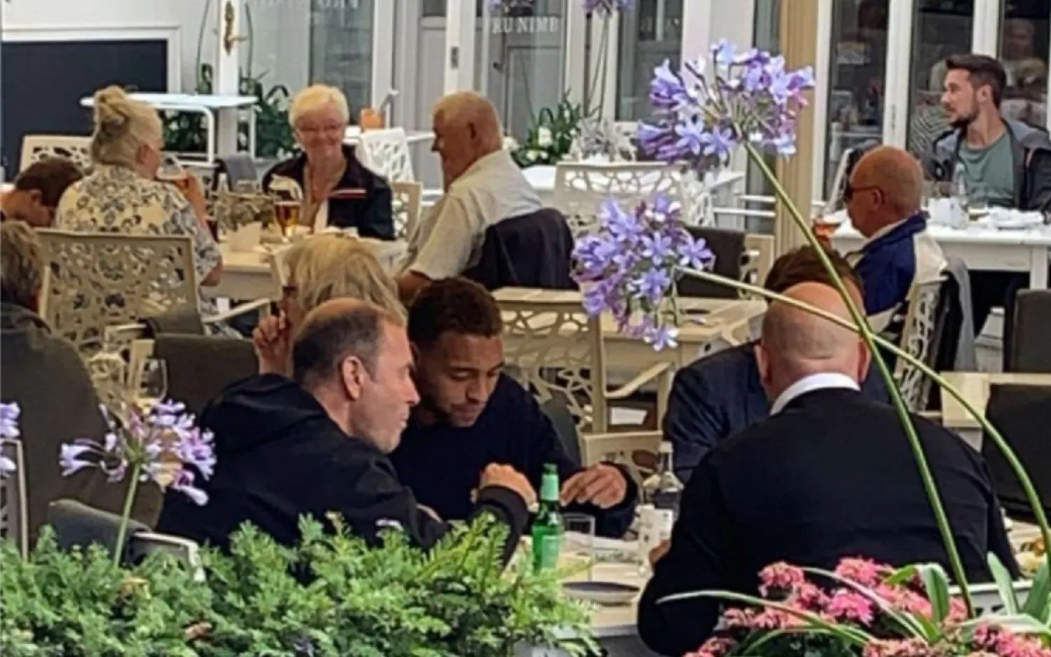 220726cyrieldessersetentje