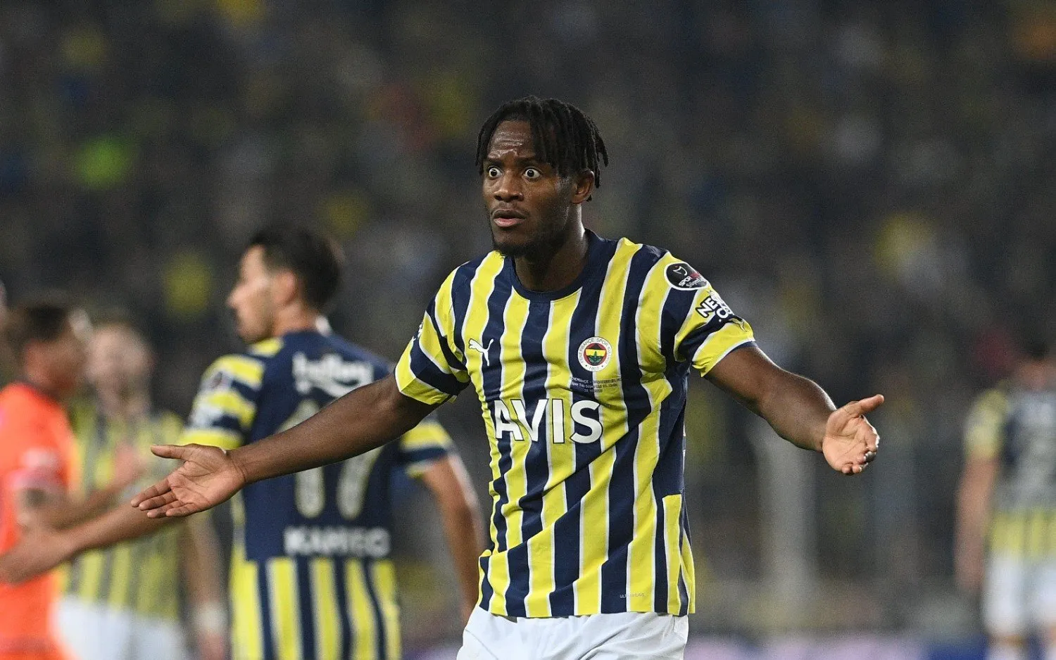 221030michybatshuayiverbaasd