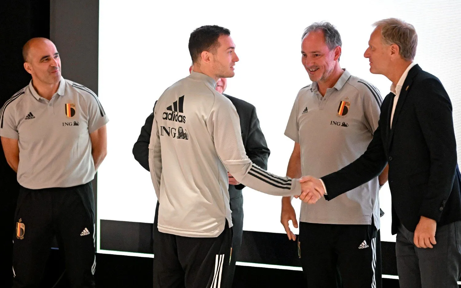 221224martinezvermaelen