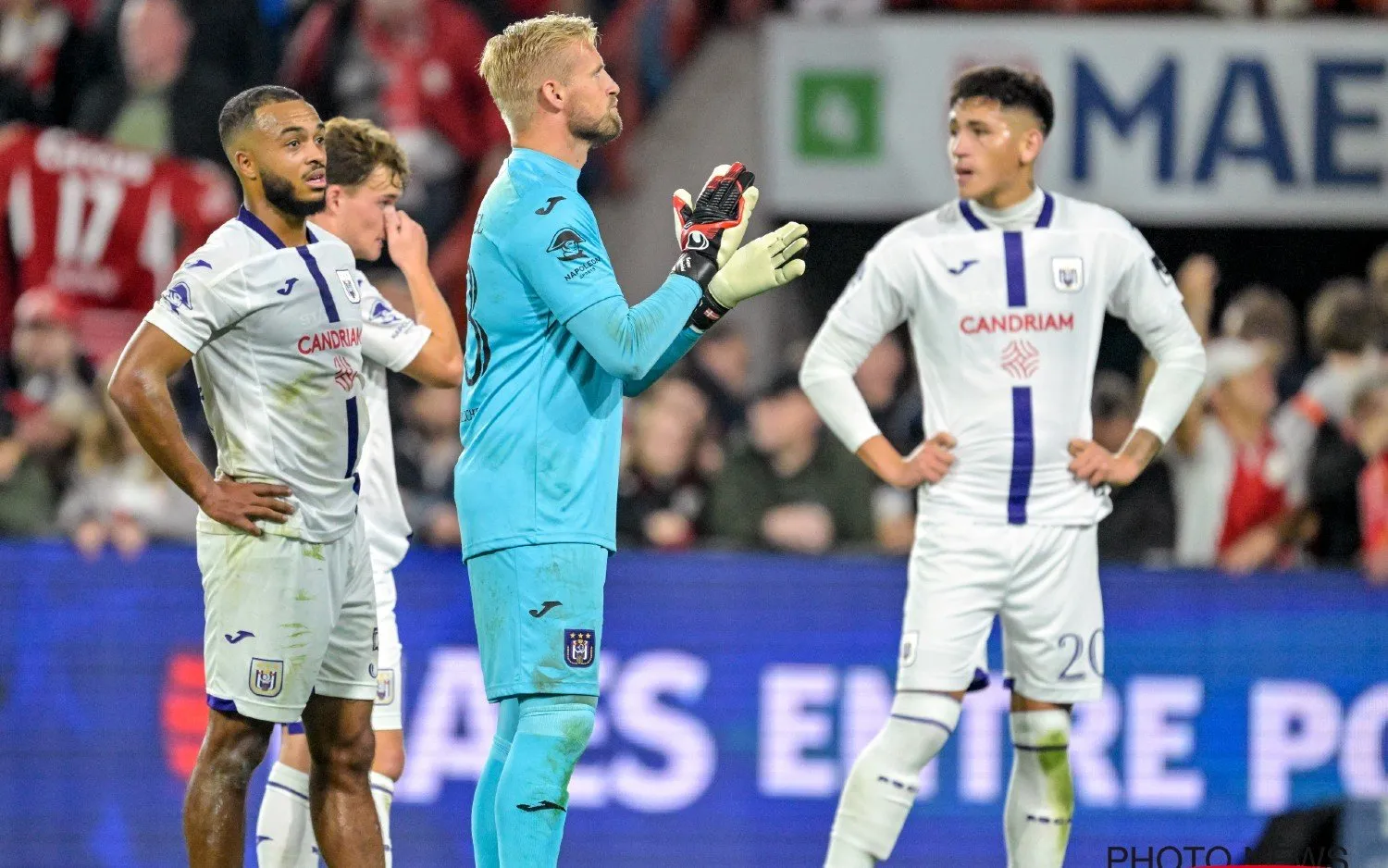 231026anderlechtschmeichel