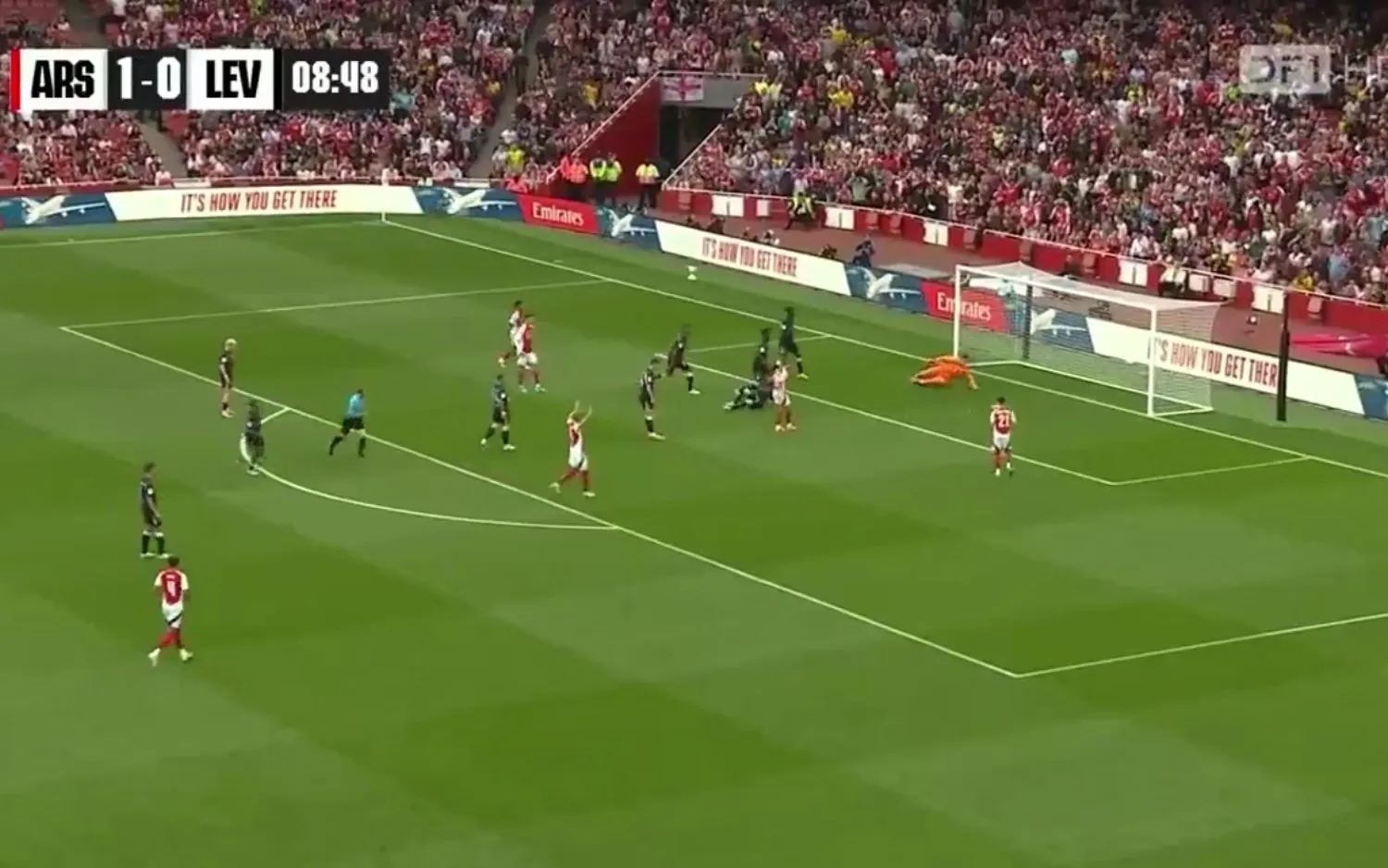 240808trossardarsenaldoelpunt