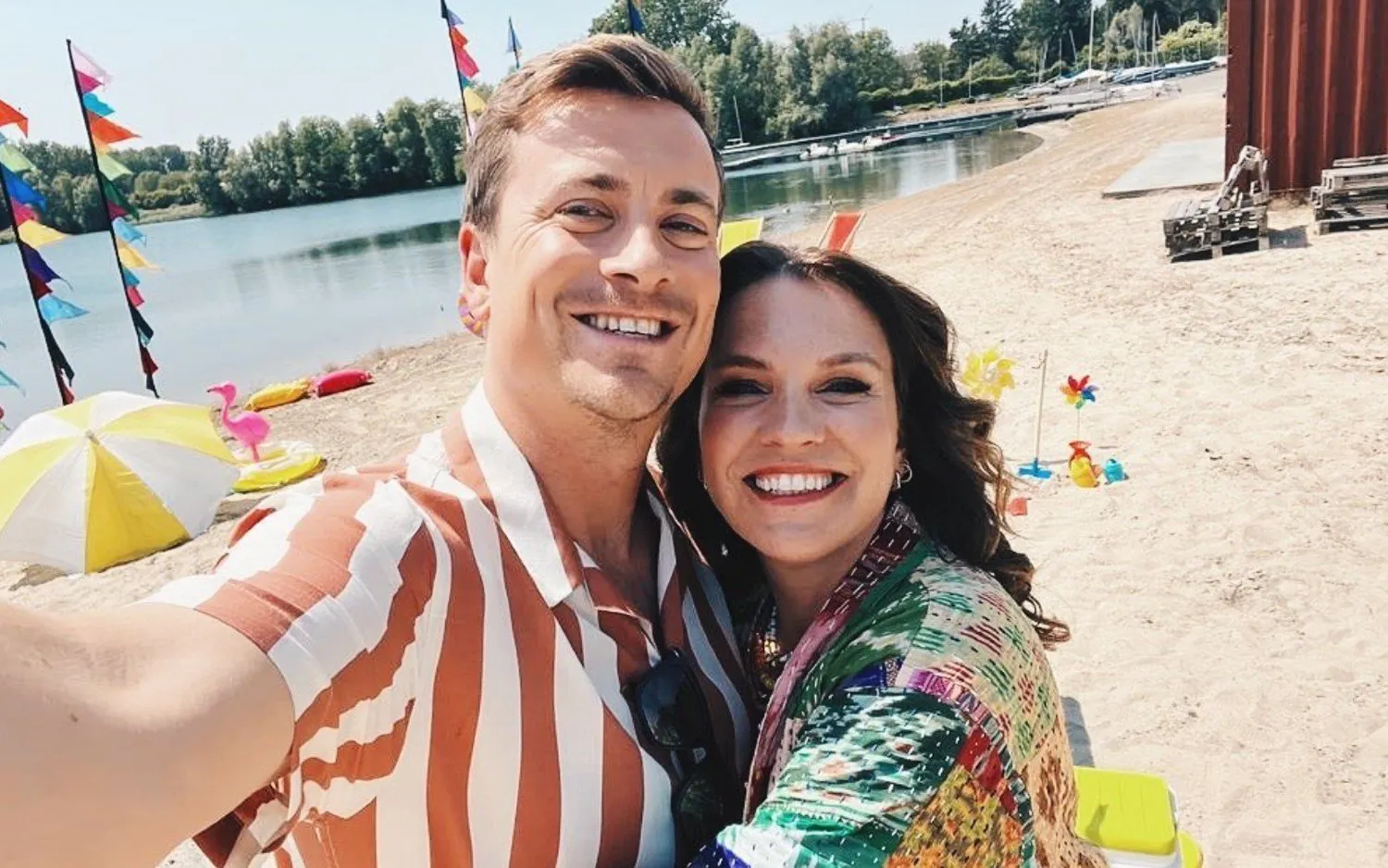 240815nielsdestadsbadersiskaschoeters