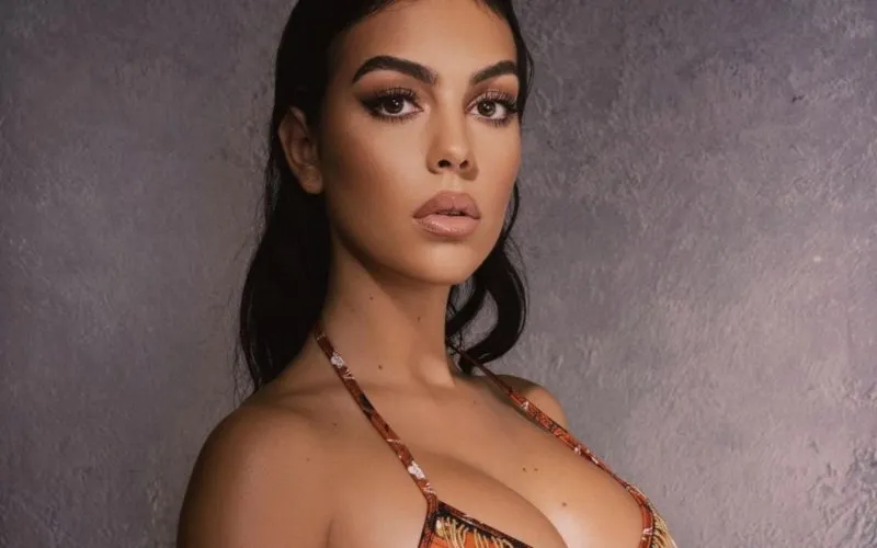 georginarodriguez210824