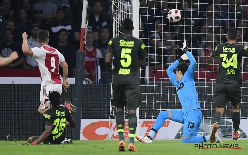 huntelaar ochoa standard ajax