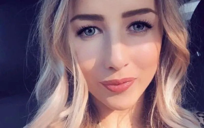 lauralieckens201226b